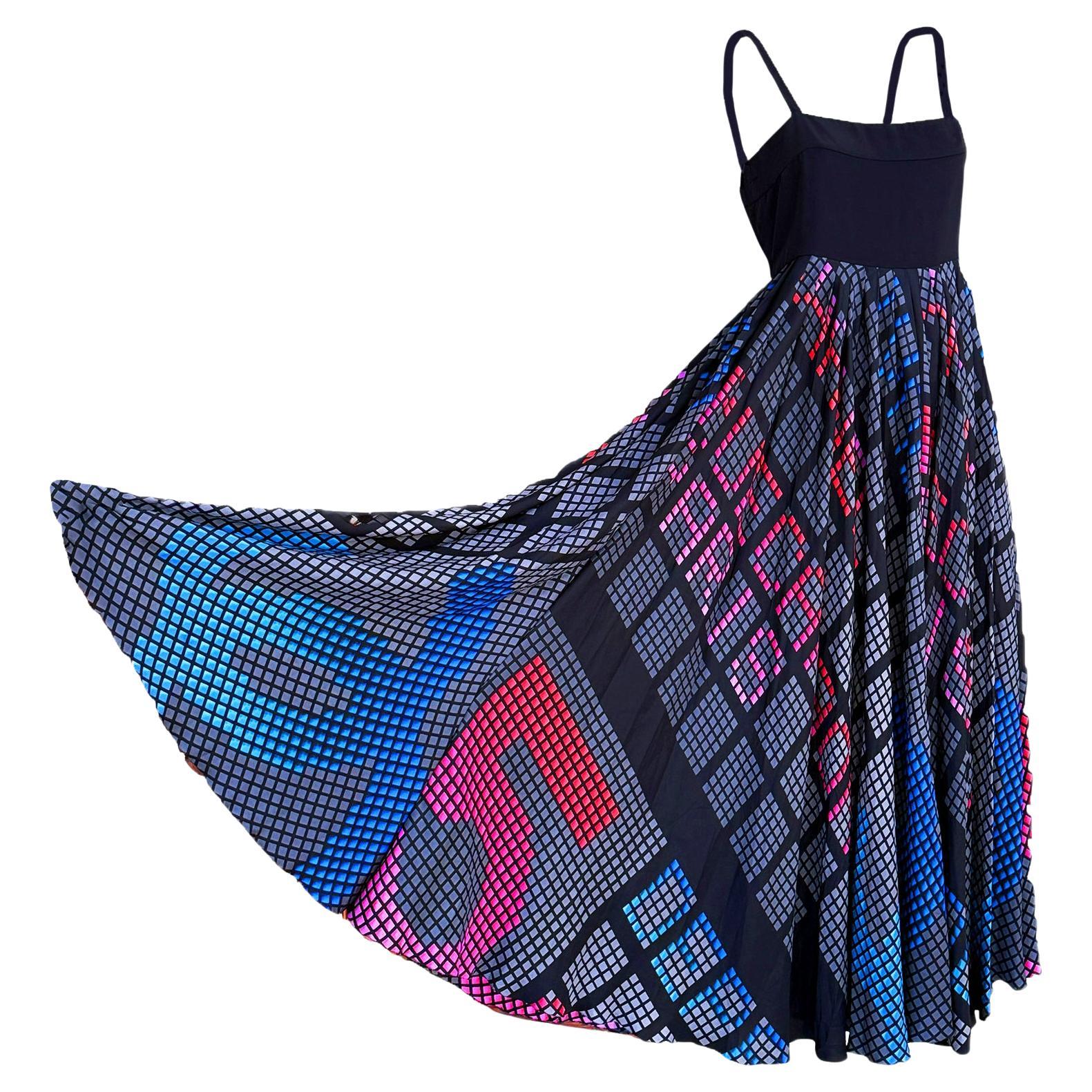 CHANEL 14K$ Airlines CC LOgo Maxi Silk Dress 40 FR en vente