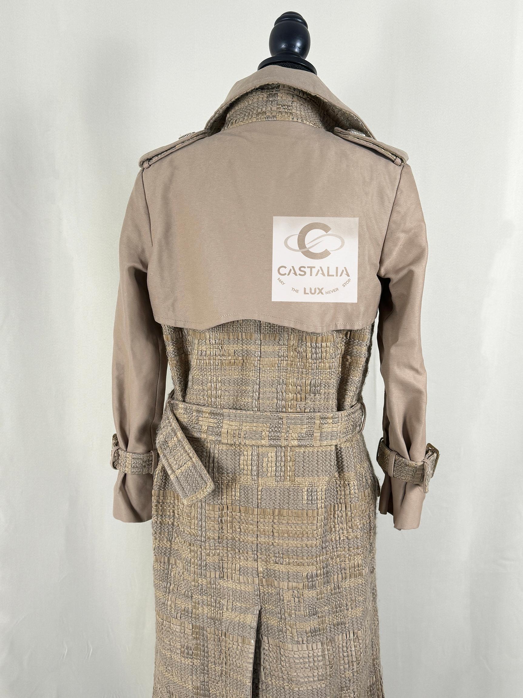 Chanel 14K$ Superb Beige Ribbon Tweed Trench Coat For Sale 12