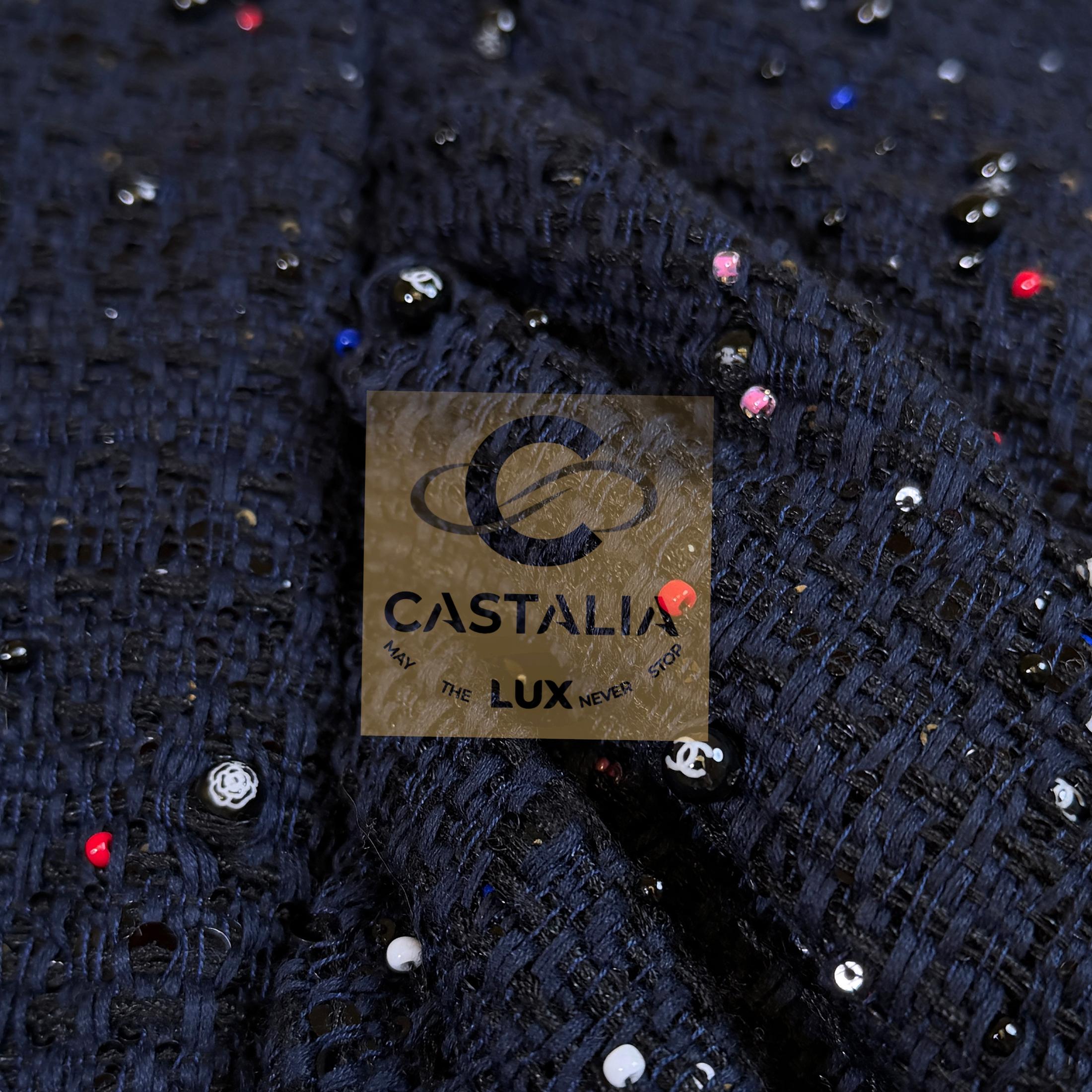 CHANEL 14K$ Jewel Logo Emebellished Twed Mantel 38 FR im Angebot 5