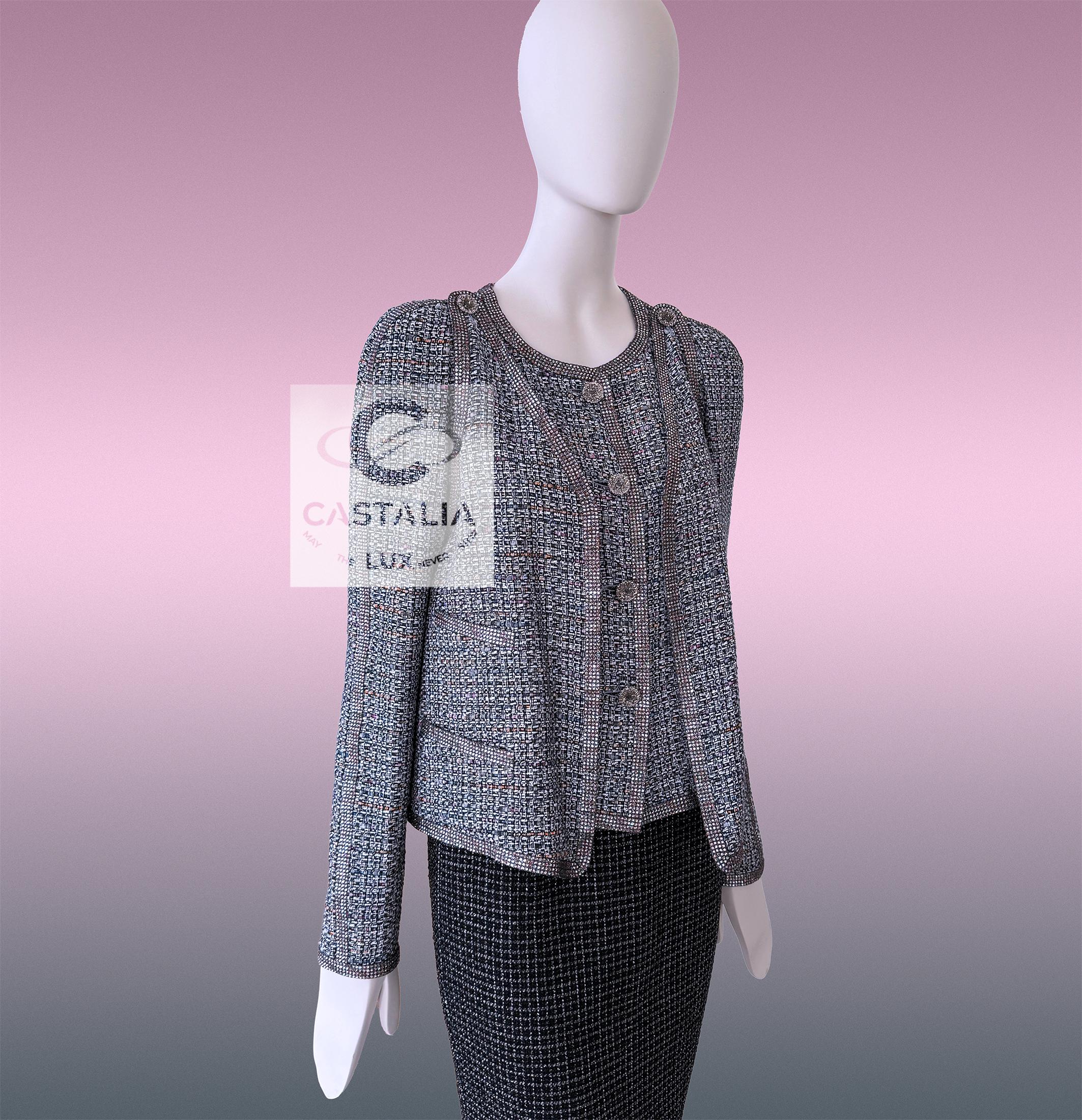 Chanel 14K$ Museum Level mit Juwelen besetzt Tweed Ensemble 36 FR im Angebot 7