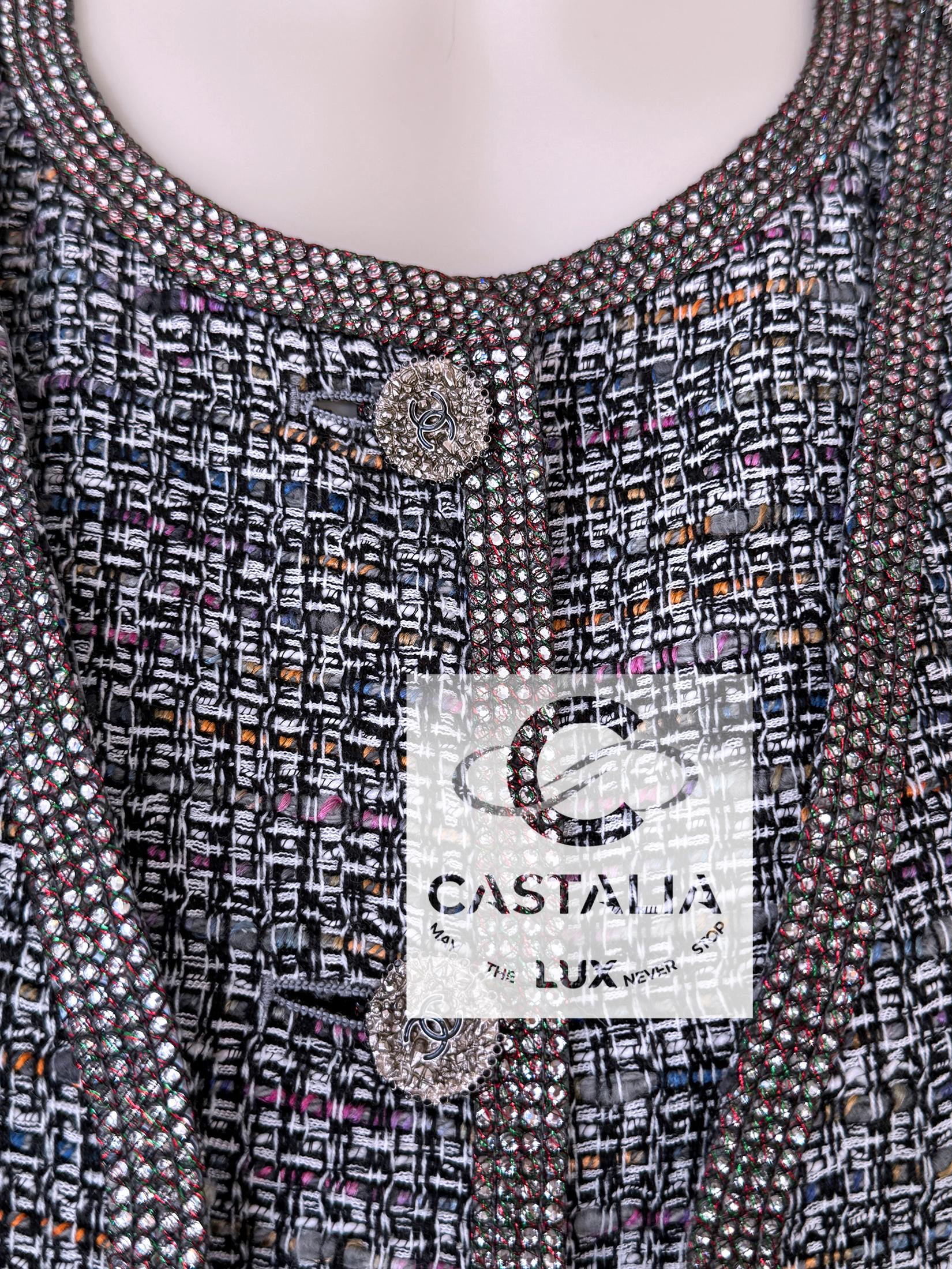 Chanel 14K$ Museum Level mit Juwelen besetzt Tweed Ensemble 36 FR im Angebot 10