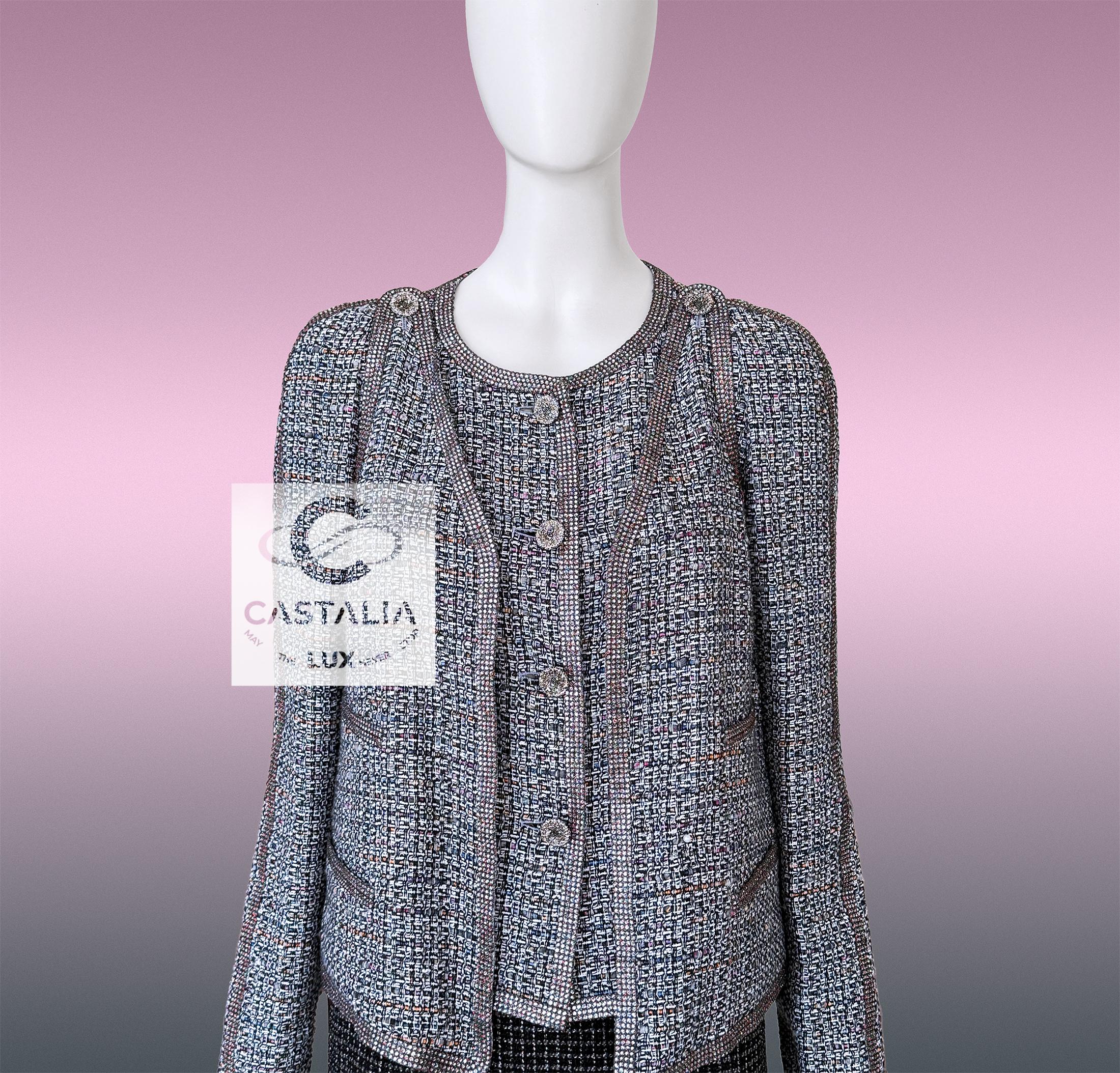 Chanel 14K$ Museum Level mit Juwelen besetzt Tweed Ensemble 36 FR im Angebot 1