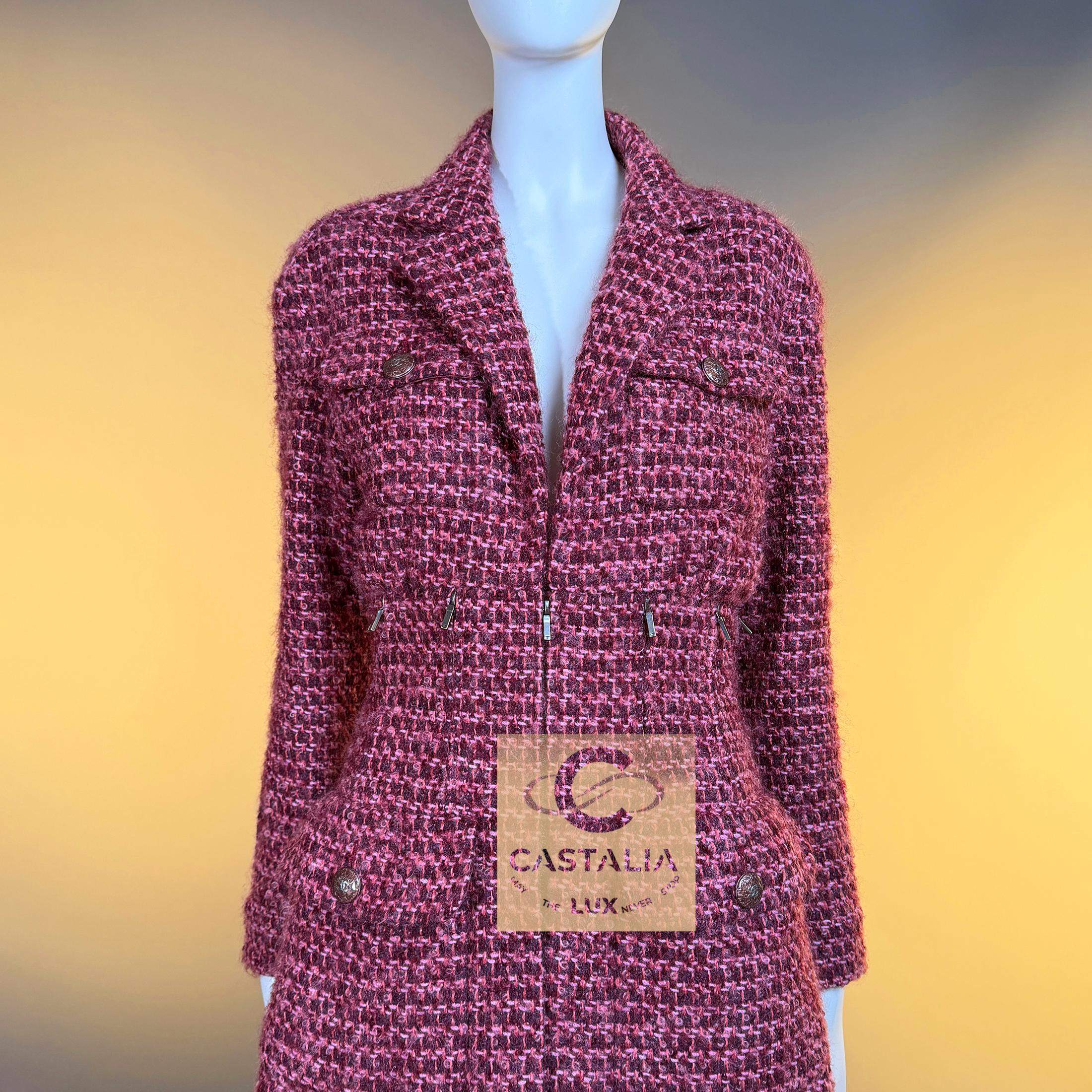 CHANEL 14K$ Museo Raro Supermercado Arquitectónico Chaqueta de Tweed en venta 3