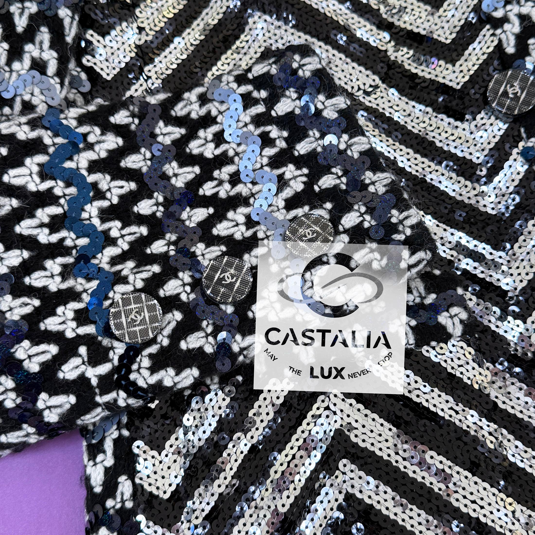 Chanel 14K$ New 2022 Iridescent Sequin Tweed Jacket 36 FR 8