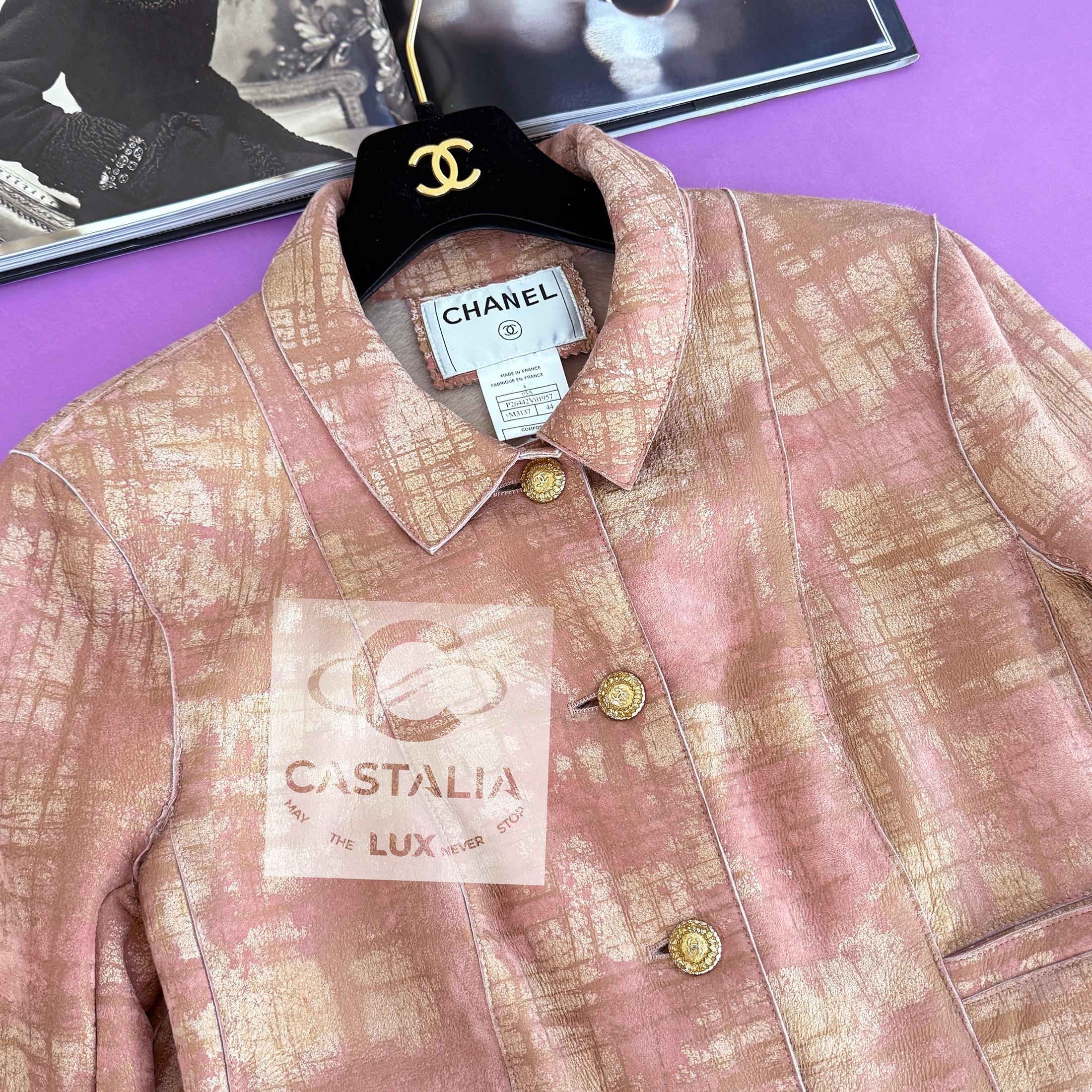 Chanel 14K$ New Iridescent Leather Shearling Jacket 44 FR im Angebot 7