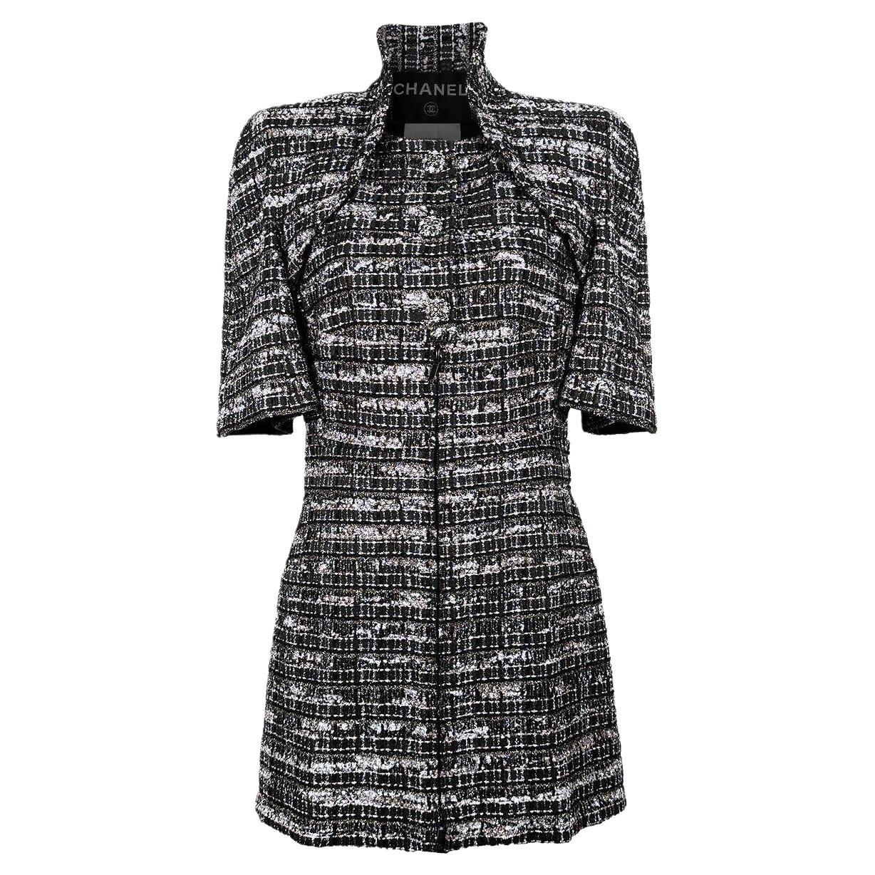 Chanel Paris / Dubaï, veste en tweed noire à rubans, 38 FR 14 carats en vente