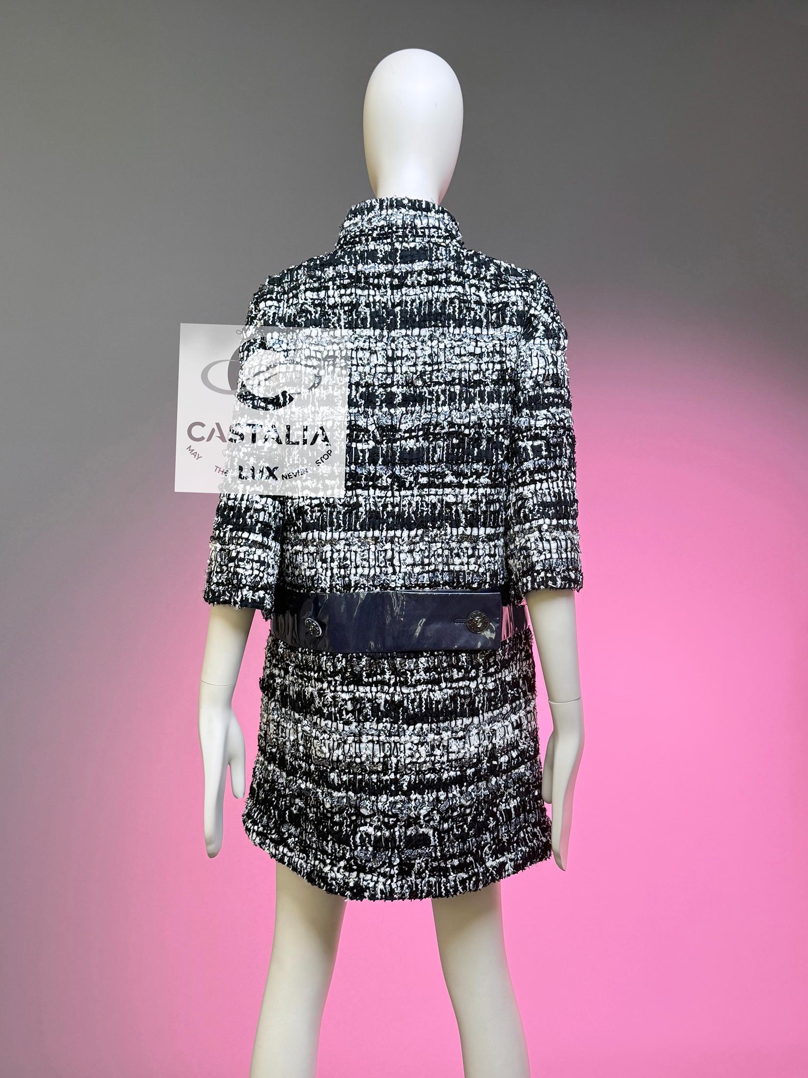 Chanel  14K$ Paris / Seoul Futuristic Ribbon Tweed Jacket 40 FR For Sale 8