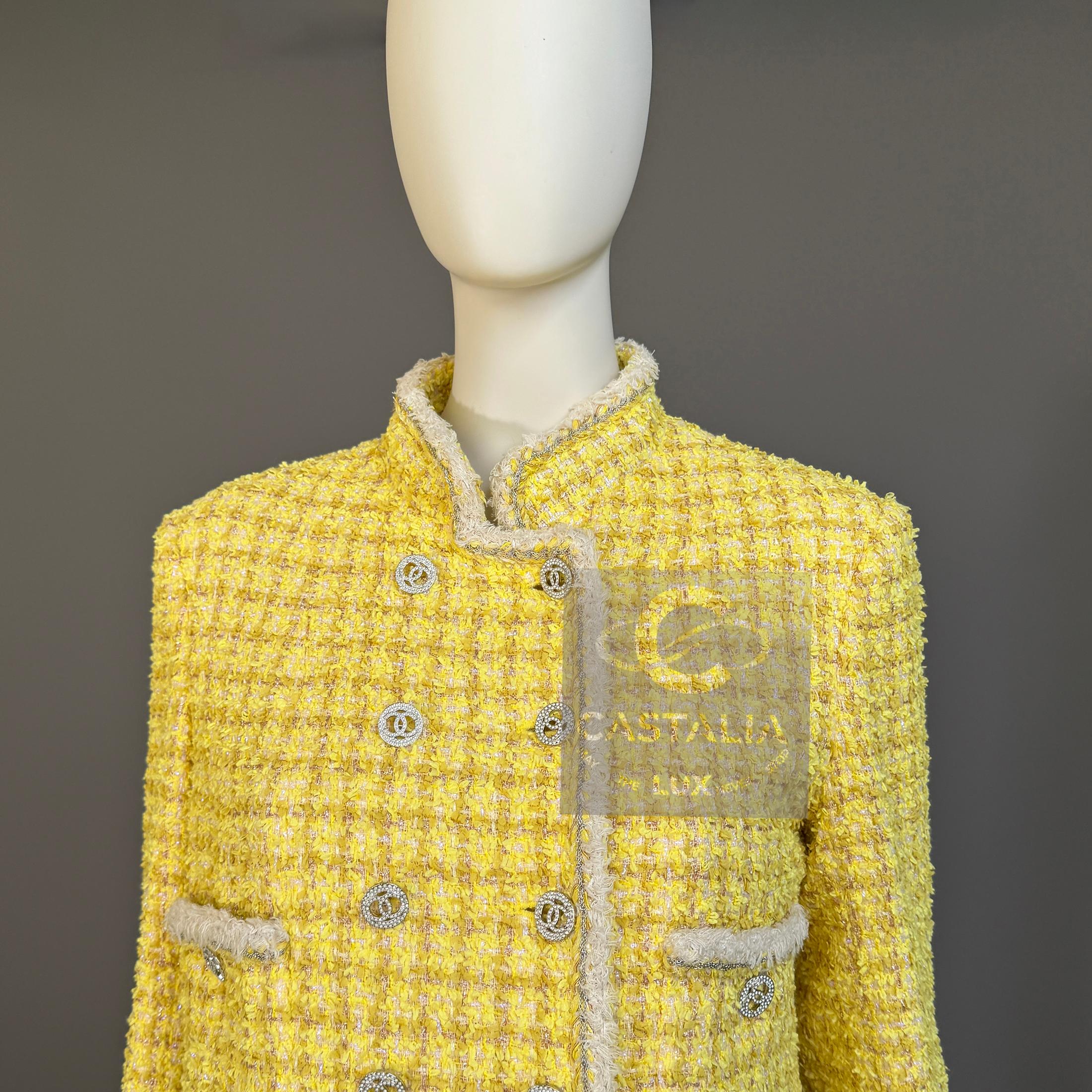 CHANEL 14K$ Statement Yellow Tweed Jacket with Chain Detail 36 FR