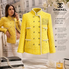 CHANEL 14K$ Statement Yellow Tweed Jacket with Chain Detail 36 FR