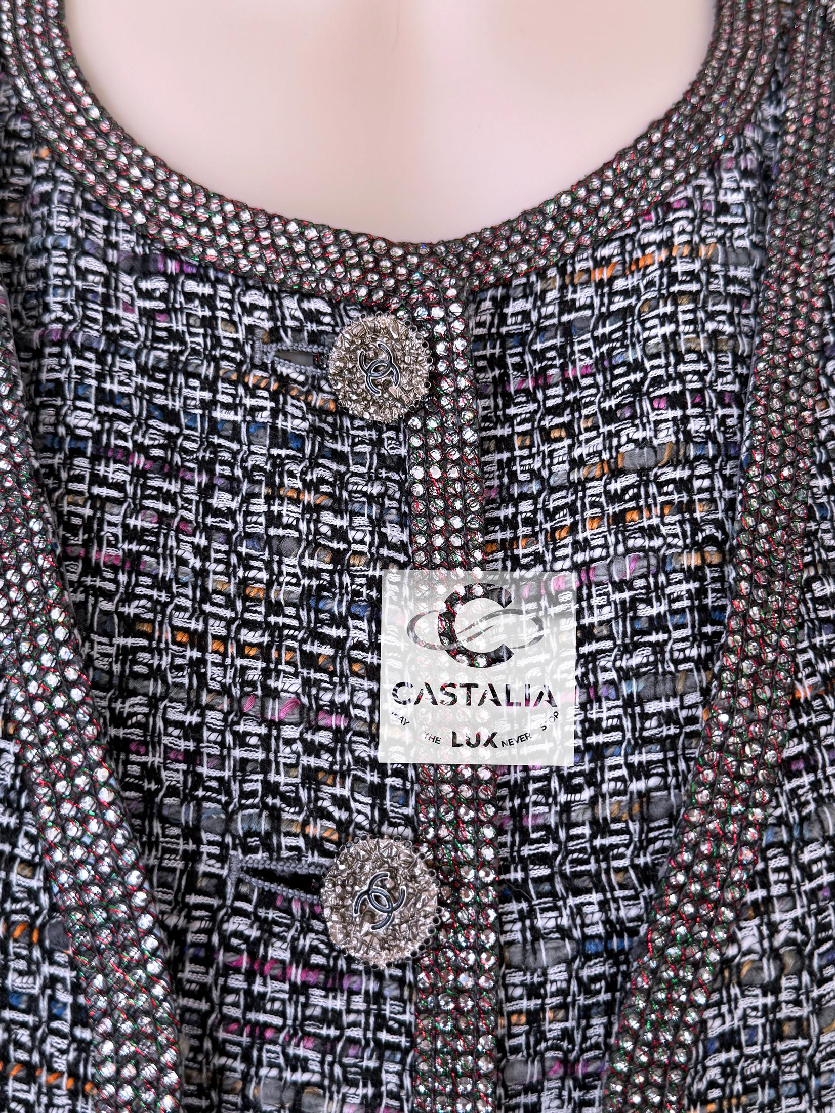 Chanel 14K$ Super Rare Jewel Detail Tweed Ensemble 36 FR For Sale 12