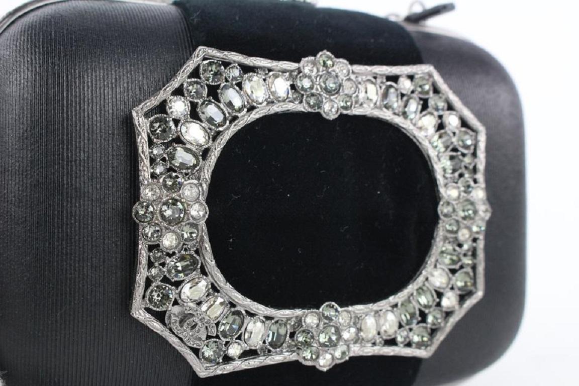 Chanel 15a Sac à bandoulière en chaîne avec cristaux embellis CC Kisslock Minaudière en vente 4