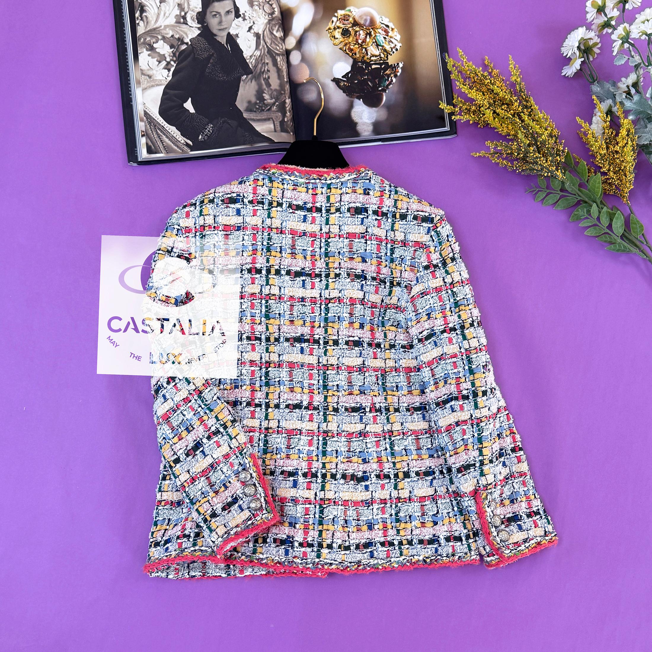 Chanel 15K$ Incredibile giacca in tweed con nastro 38 FR in vendita 8