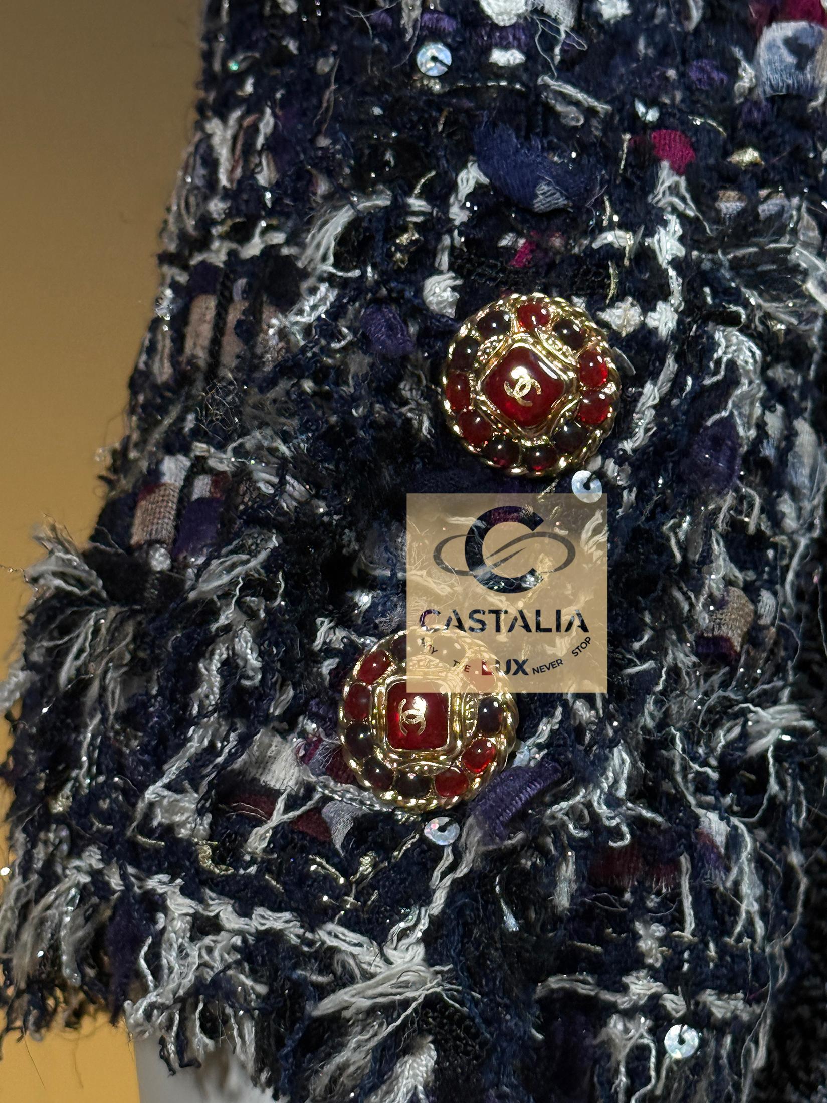 CHANEL 15K$ Paris / Venise Veste en tweed à rubans 34 FR en vente 5