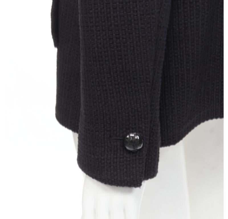 CHANEL 15P Atto 1 nero tweed reticolato CC bottone avvolgere piccola giacca nera FR44 2XL in vendita 5