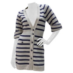 CHANEL 15P Haferflocken-Navy gestreiftes Kaschmir-Pulloverkleid