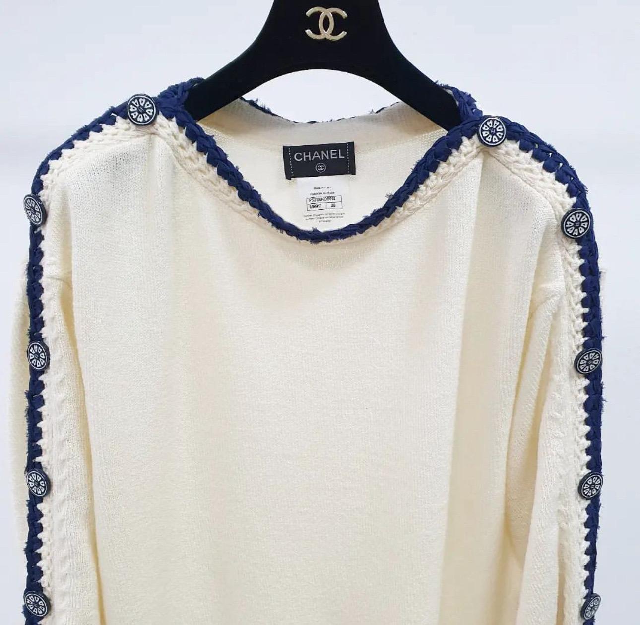 Men's CHANEL 16C Paris -Seoul Ecru CC Buttons Knit Sweater Dress For Sale