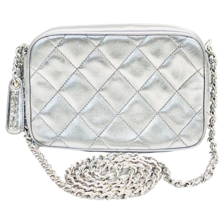 Chanel 16cm Silver Metallic Quilted Lambskin Shoulder Bag  For Sale