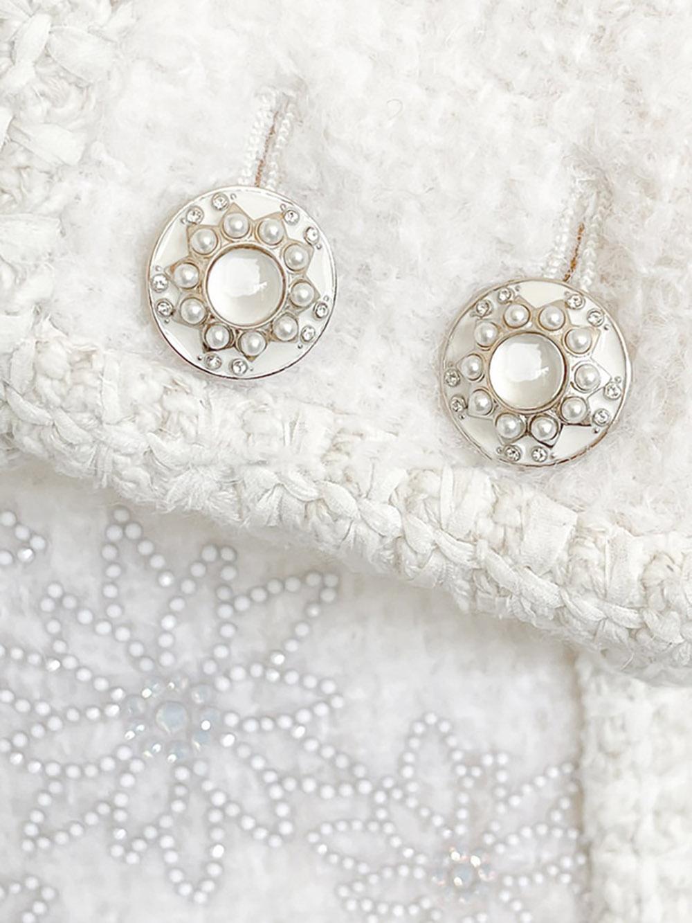 CHANEL 16K$ Couture Paris / Salzburg Edelweiss Tweed Jacke 36 FR im Zustand „Hervorragend“ im Angebot in Dubai, AE