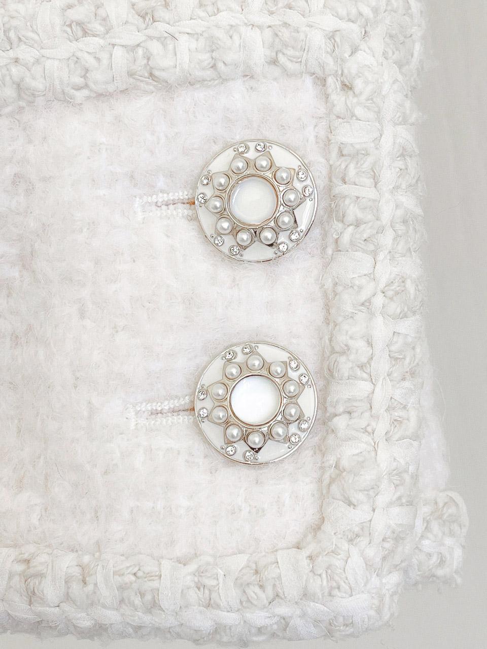 CHANEL 16K$ Couture Paris / Salzburg Edelweiss Tweed Jacke 36 FR im Angebot 1