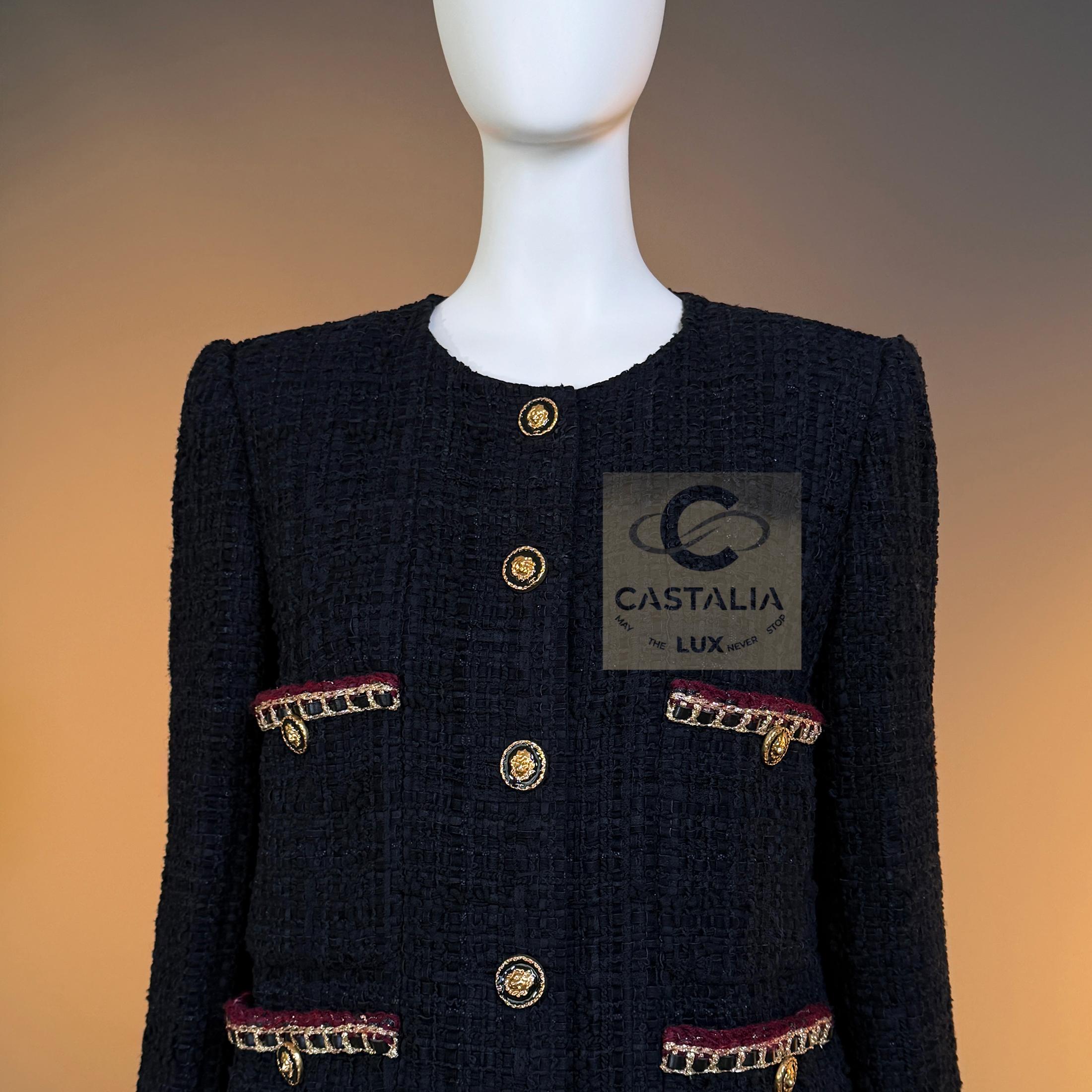 Chanel 16K$ Nuova 2021 Leggendaria Giacca in Tweed con Nastro Nero 36 FR in vendita 11