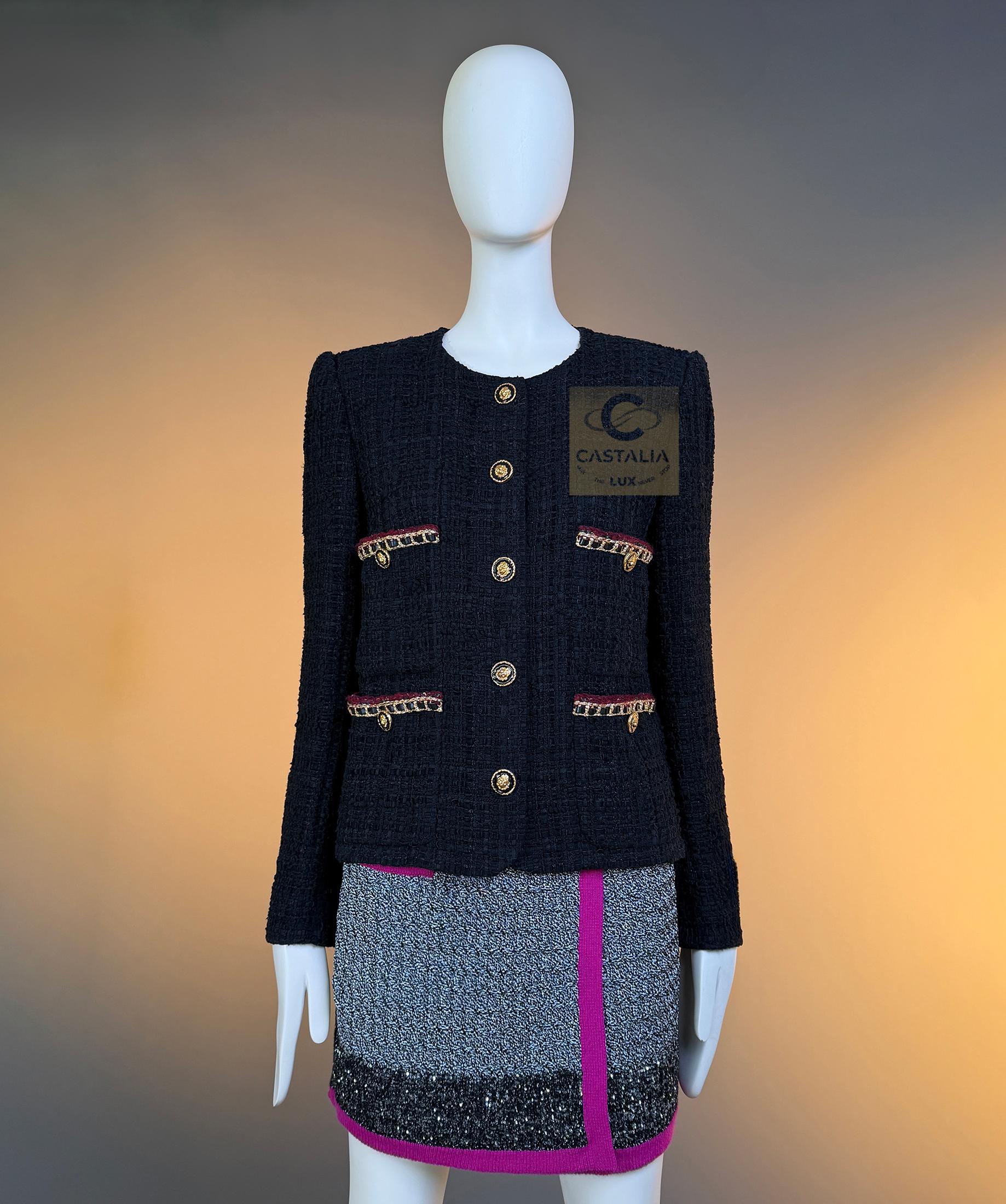 Chanel 16K$ Nuova 2021 Leggendaria Giacca in Tweed con Nastro Nero 36 FR in vendita 4