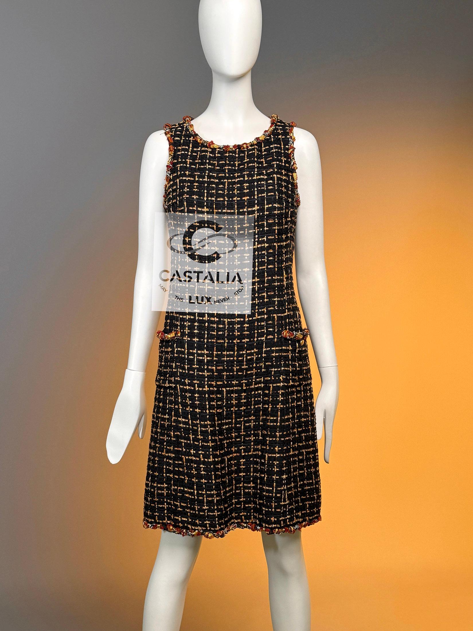 Chanel 16K$ New Paris / Saint-Tropez Ribbon Tweed Ensemble 36 FR For Sale 11