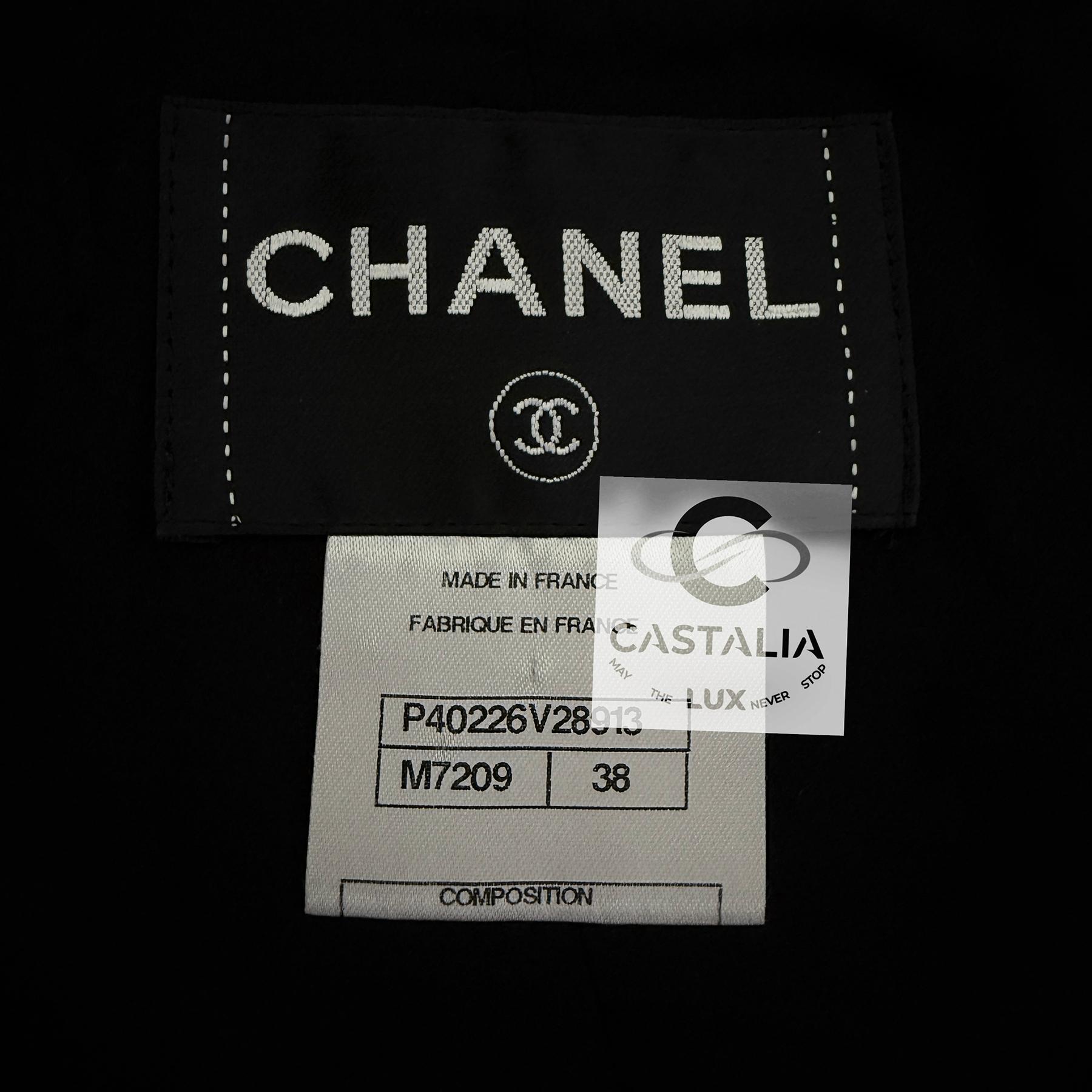 Chanel 16K$ New Paris / Saint-Tropez Ribbon Tweed Ensemble 36 FR For Sale 15