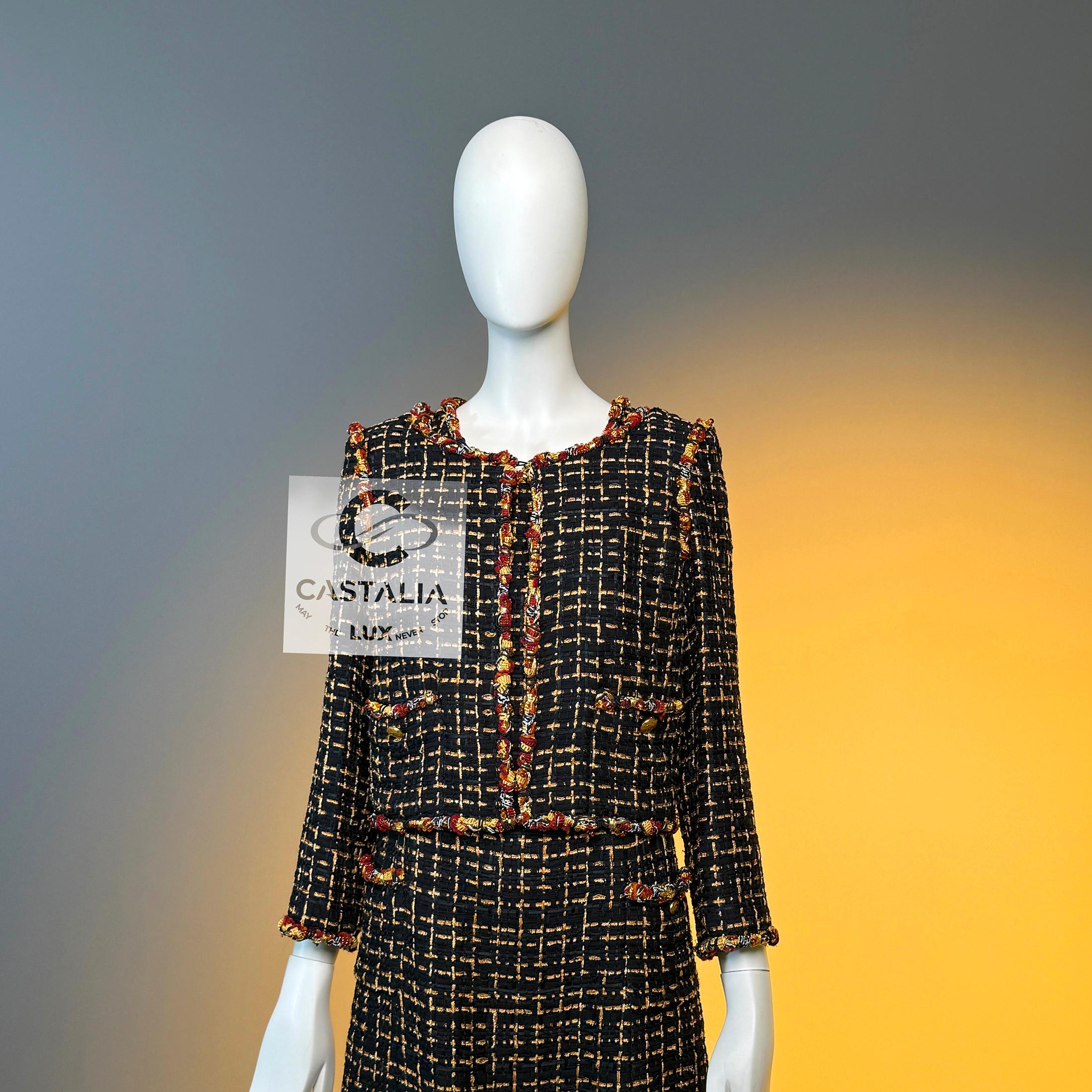 Chanel 16K$ New Paris / Saint-Tropez Ribbon Tweed Ensemble 36 FR For Sale 4