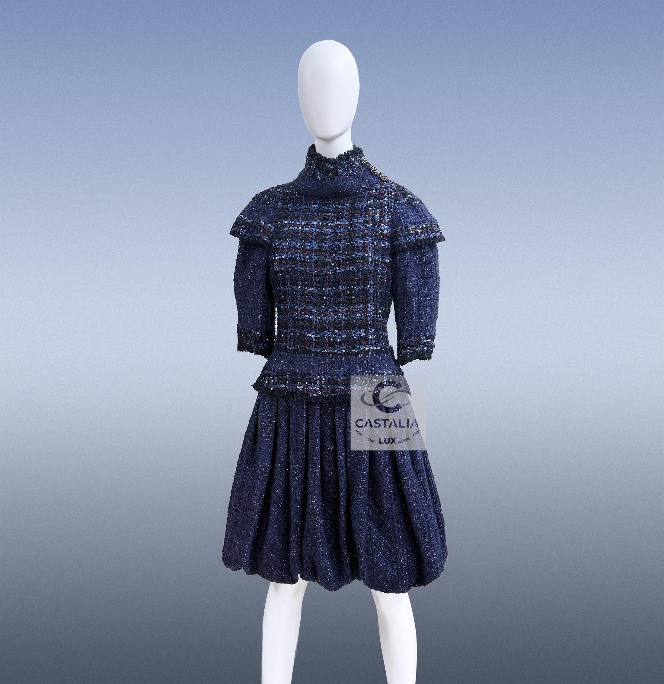 CHANEL 16K$ Paris / Edinburgh Museum Level Robe en tweed 36 FR en vente 1