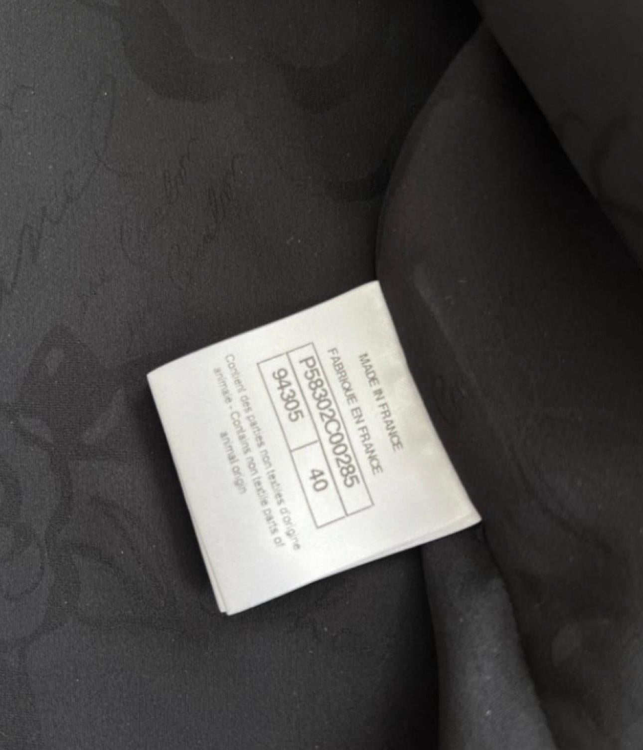 Chanel 16K$ Quilted 2022 Black Leather Jacket 9