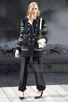 CHANEL 16K$ Runway Fall 2011 Jewel Embellished Black Tweed Jacket 40 FR