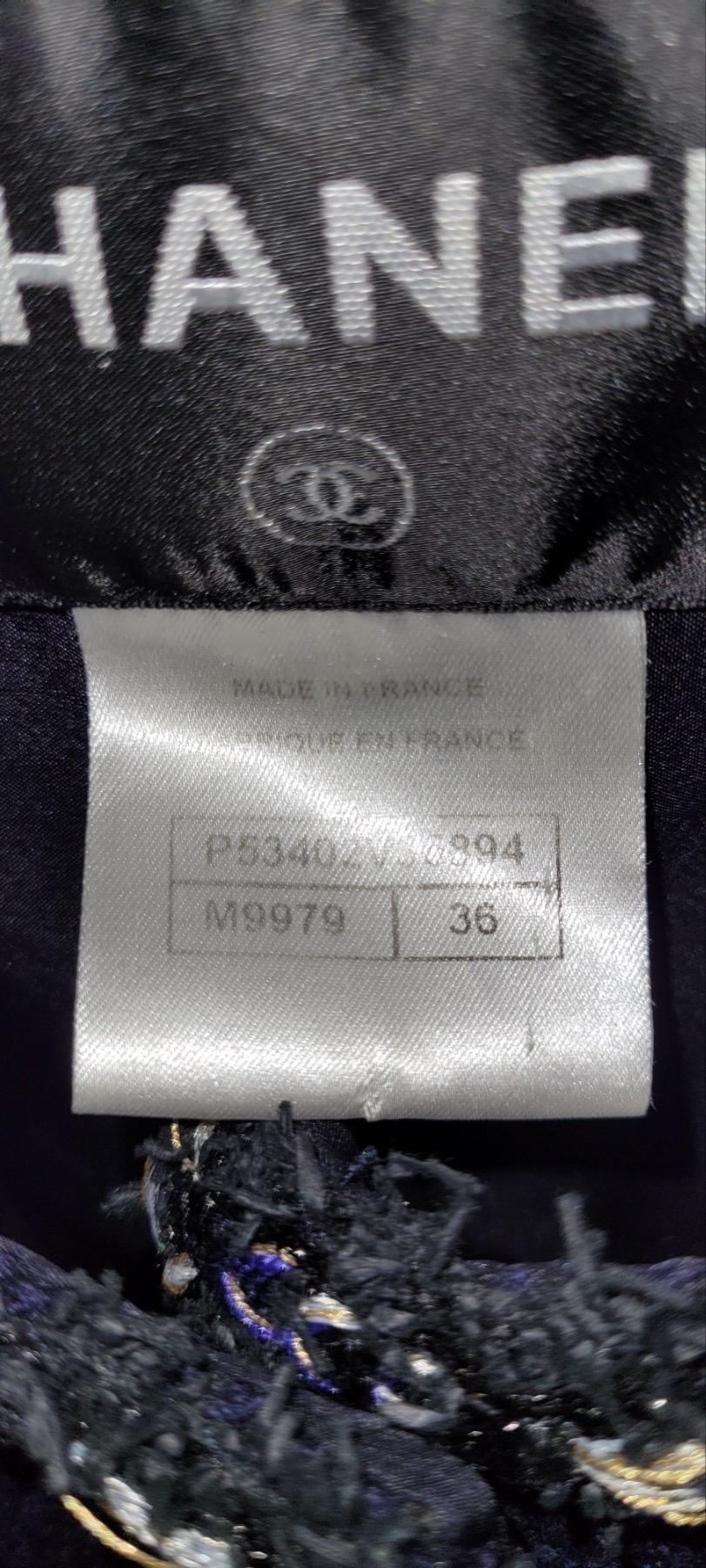 CHANEL 16P Tweed Jacket For Sale 1