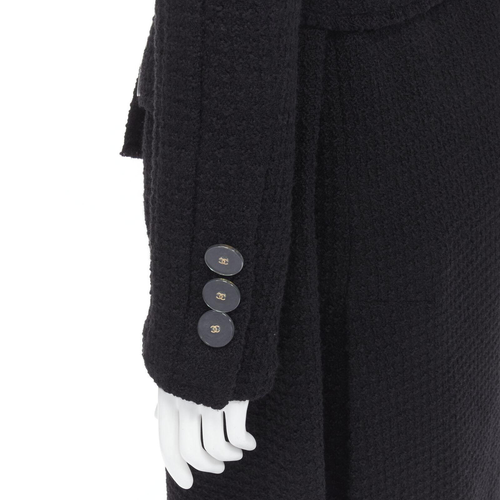 CHANEL 17A Paris Cosmopolite black tweed CC button 4-pocket  belted coat FR44 XL For Sale 5