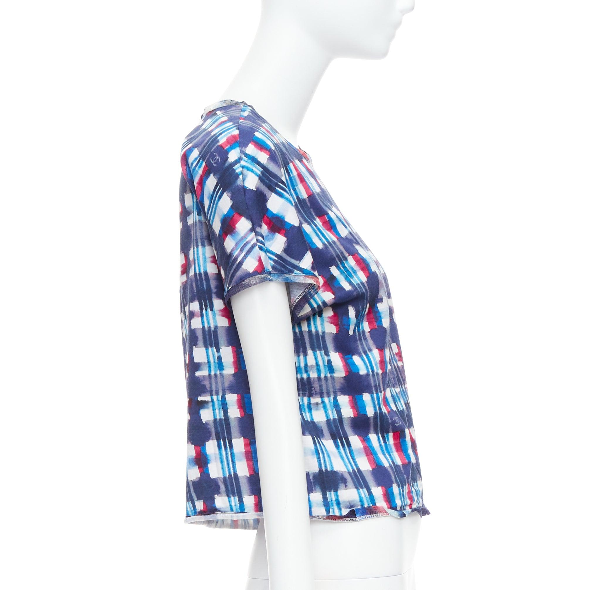 Chanel 17P Runway blue red check CC logo print crop top in seta FR36 S In condizioni buone in vendita a Hong Kong, NT