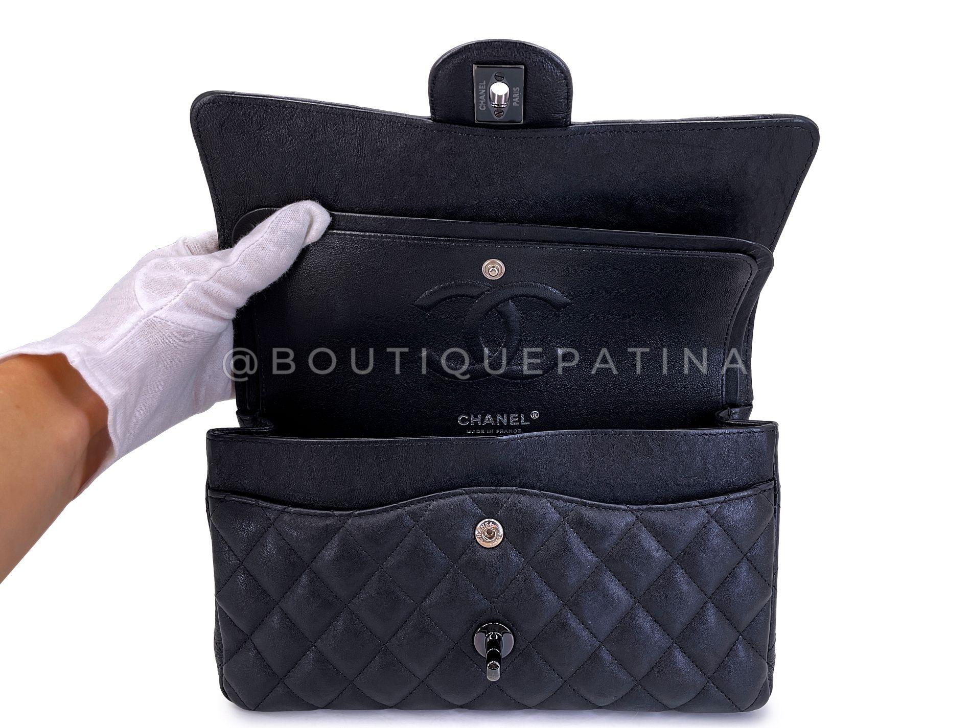 Chanel 17S So Black Medium Classic Double Flap Borsa in pelle di vitello 68707 in vendita 4