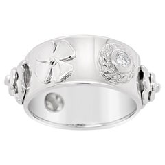 Chanel 18 Karat Camellia Flowers & Four-Leaf Clovers Diamond Ring 11.9g