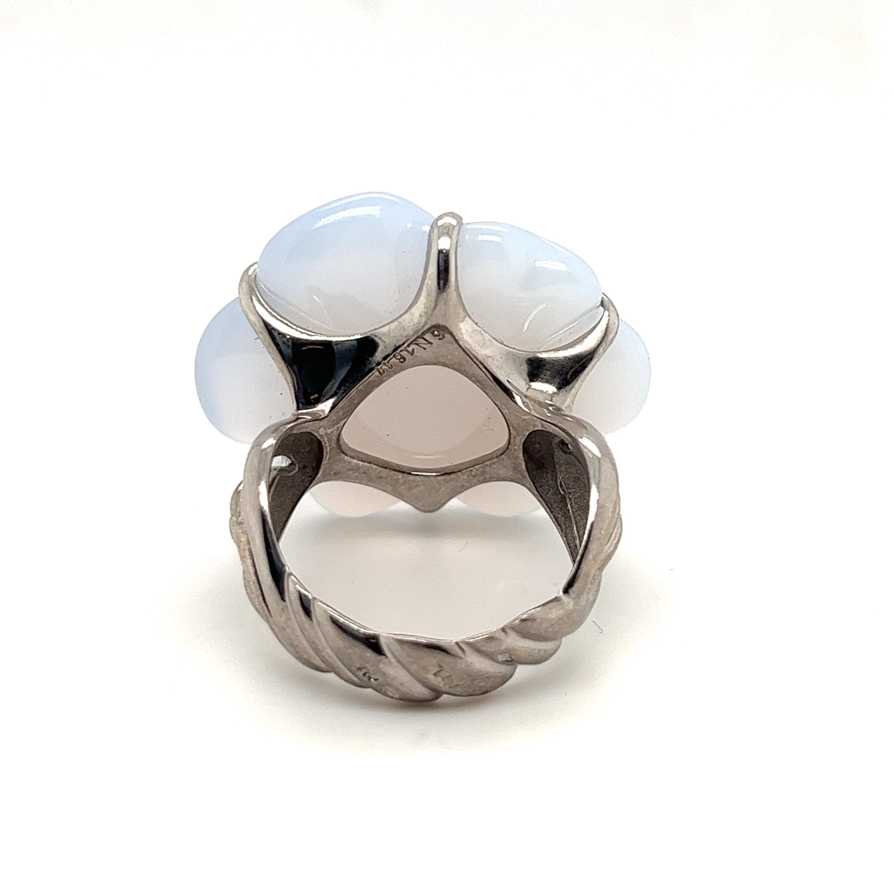 Chanel 18 Karat White Gold and Chalcedony Cocktail / Dress Ring In Good Condition In Zurich, CH