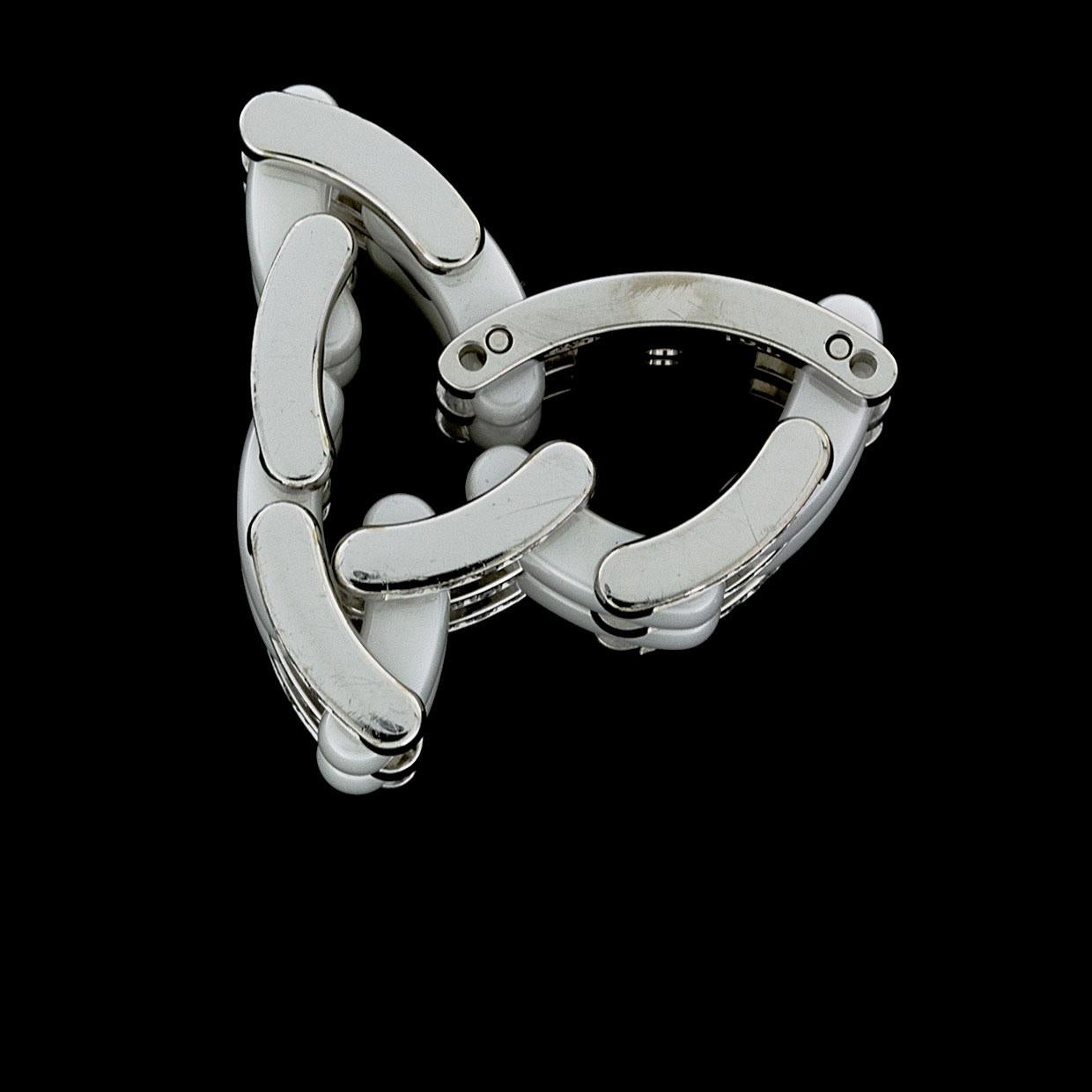Women's or Men's Chanel 18 Karat White Gold Diamond and White Ceramic Large Ultra Flexible Ring