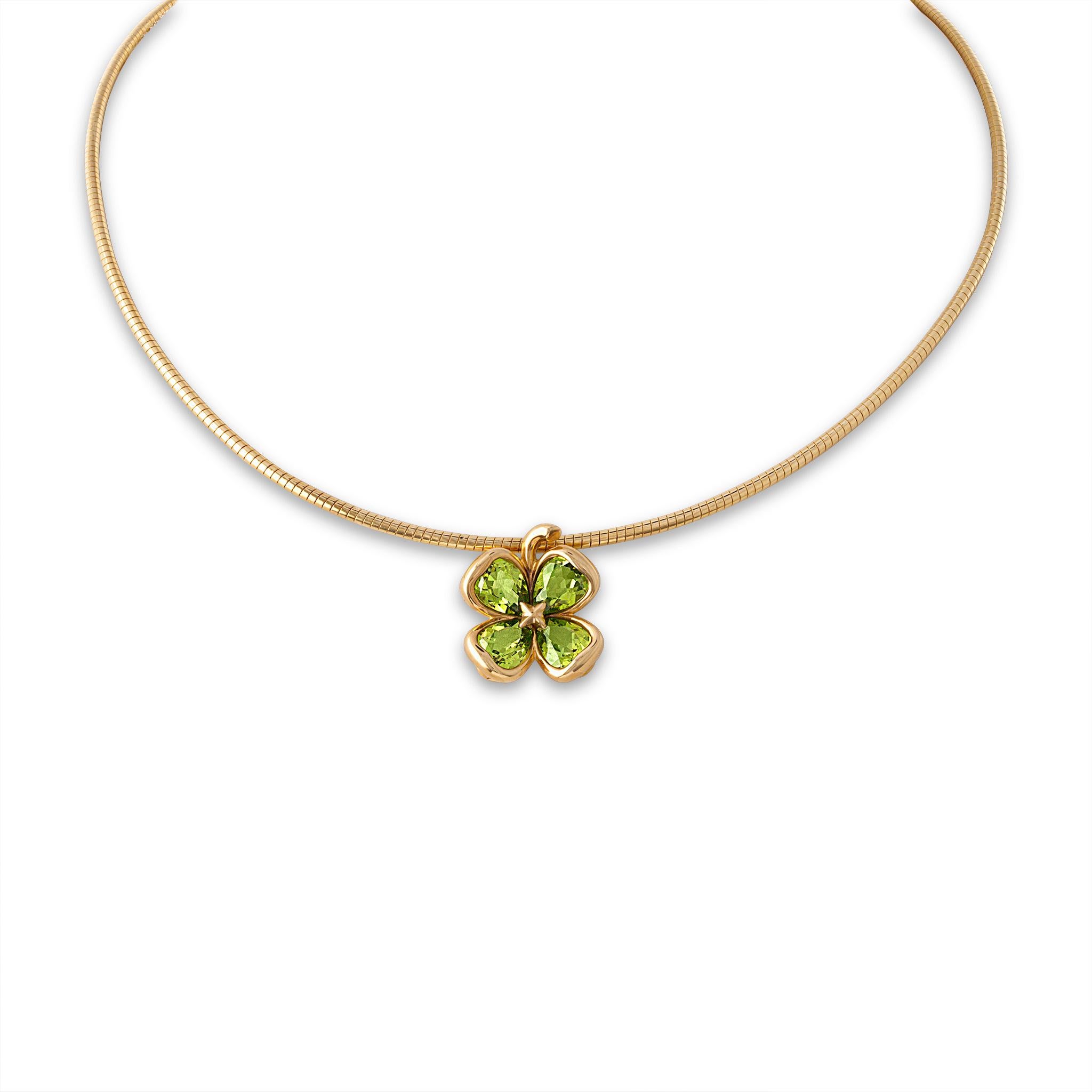 18K Yellow Gold
Total Weight: 21.2 grams
Peridot 3.52ct twd
Necklace Length: 16 inches