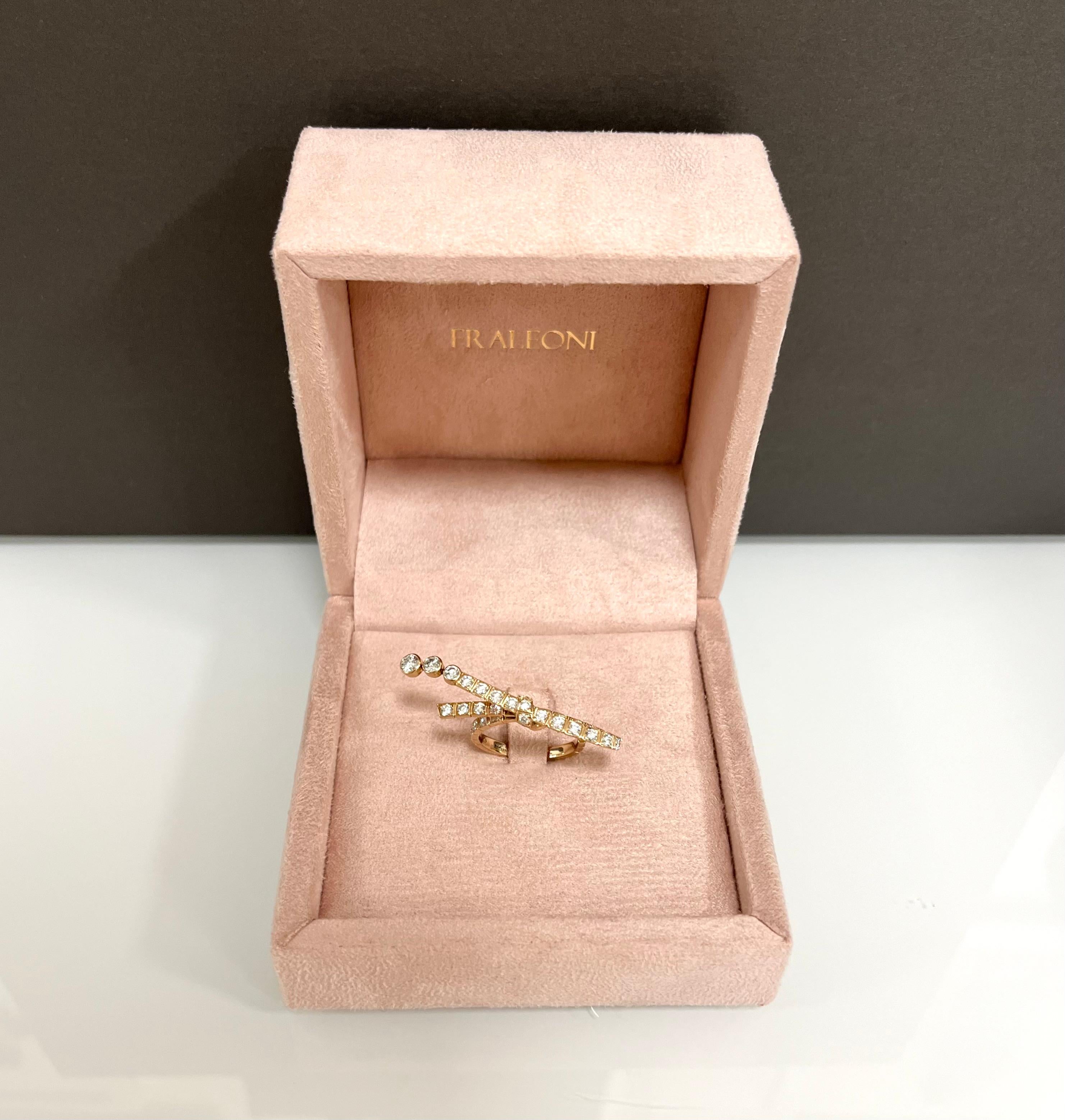 Modern CHANEL 18 Kt. Beige Gold Diamond Ruban Cocktail Ring For Sale