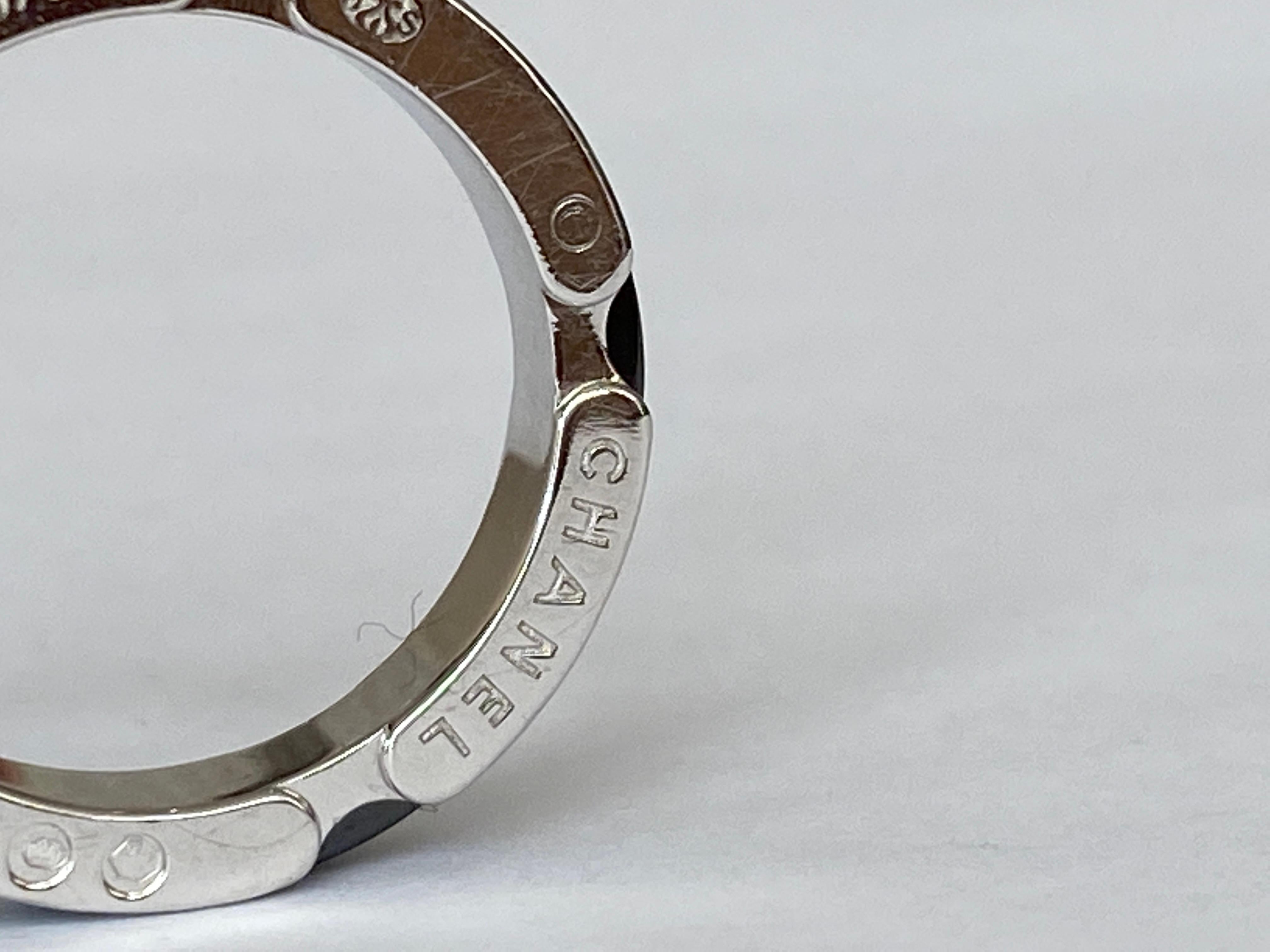 Chanel, 18 Kt. White Gold, Ring In Good Condition In AMSTERDAM, NL