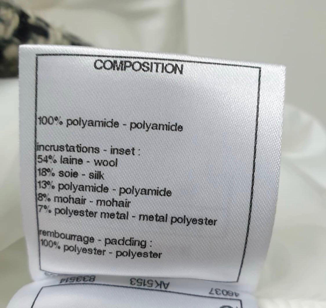 Gray Chanel 18A White Black Tweed Quilt Puffer Jacket Coat