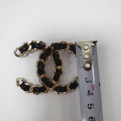 Chanel 18B CC Logo Champagne Gold Brooch