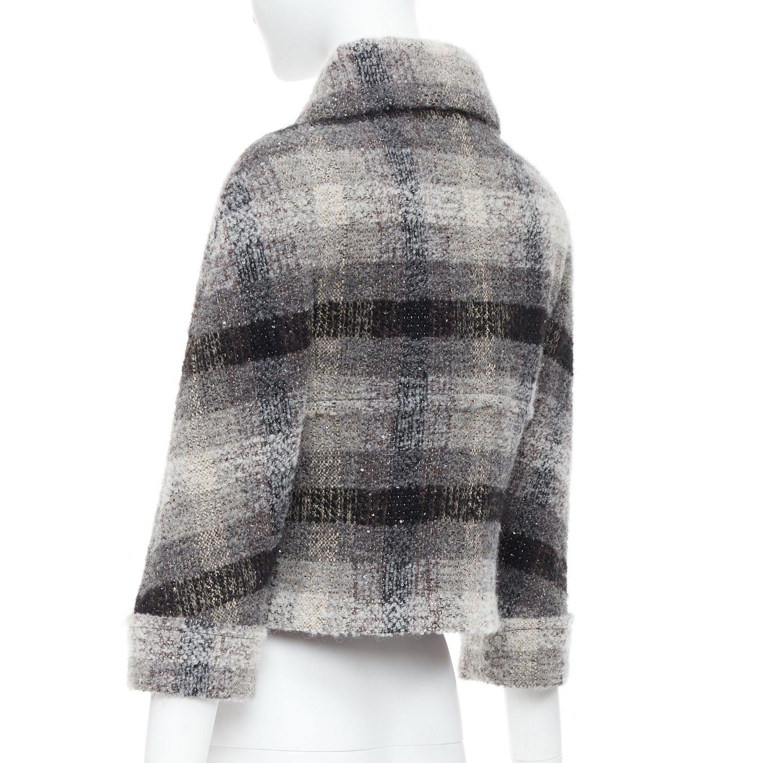 Chanel 18B Fantasy tweed grigio a quadri con paillettes in lana FR38 M. in vendita 2