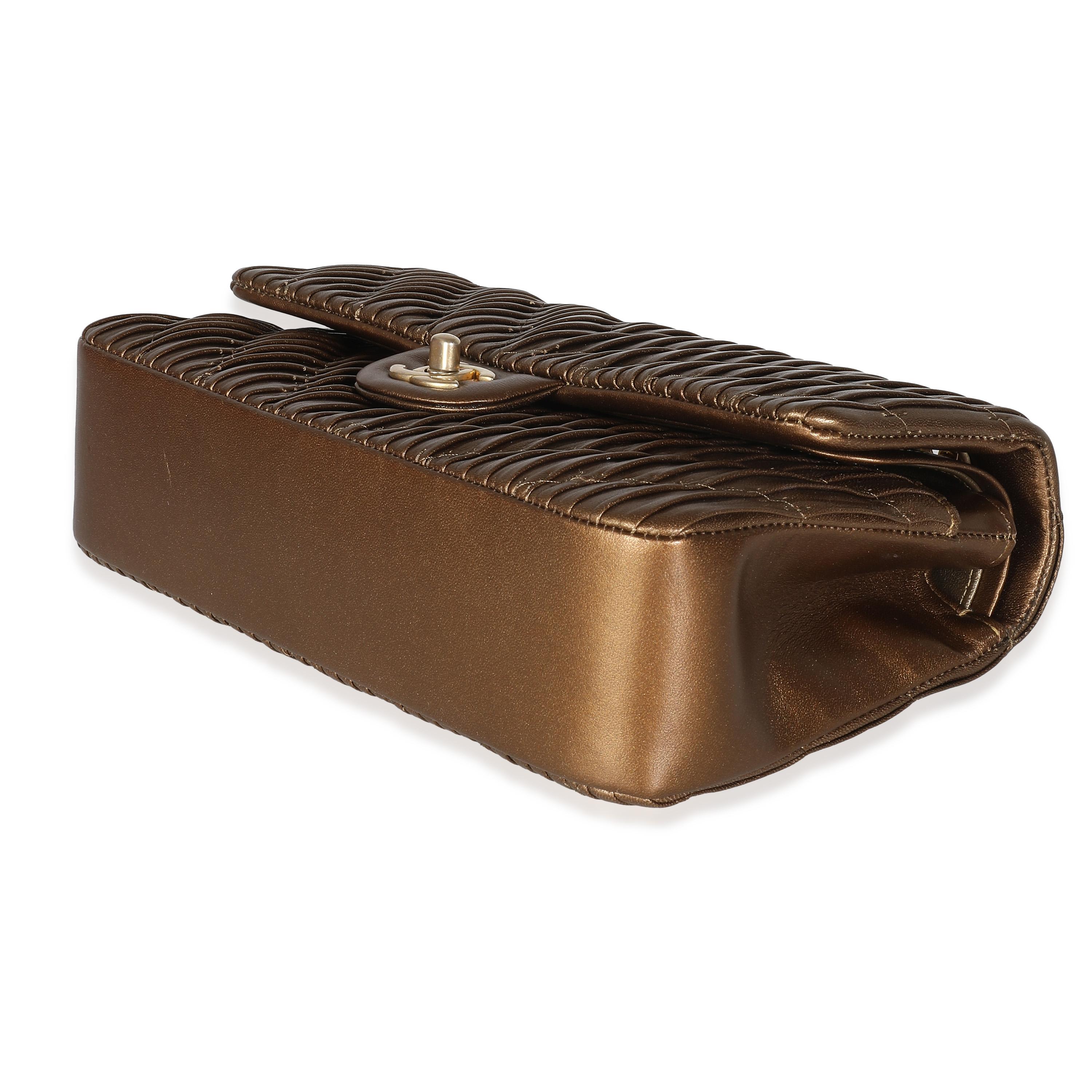 Women's Chanel 18C Bronze Chevron Pleated Calfskin Medium Classic Double Flap Bag For Sale