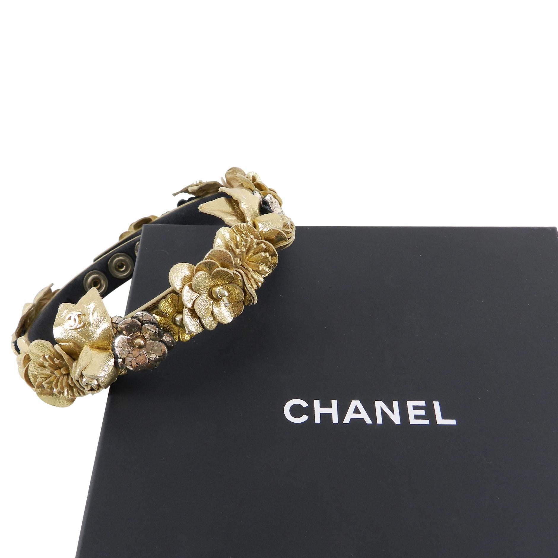 Chanel 18C Gold Leather Floral CC Choker Necklace  1