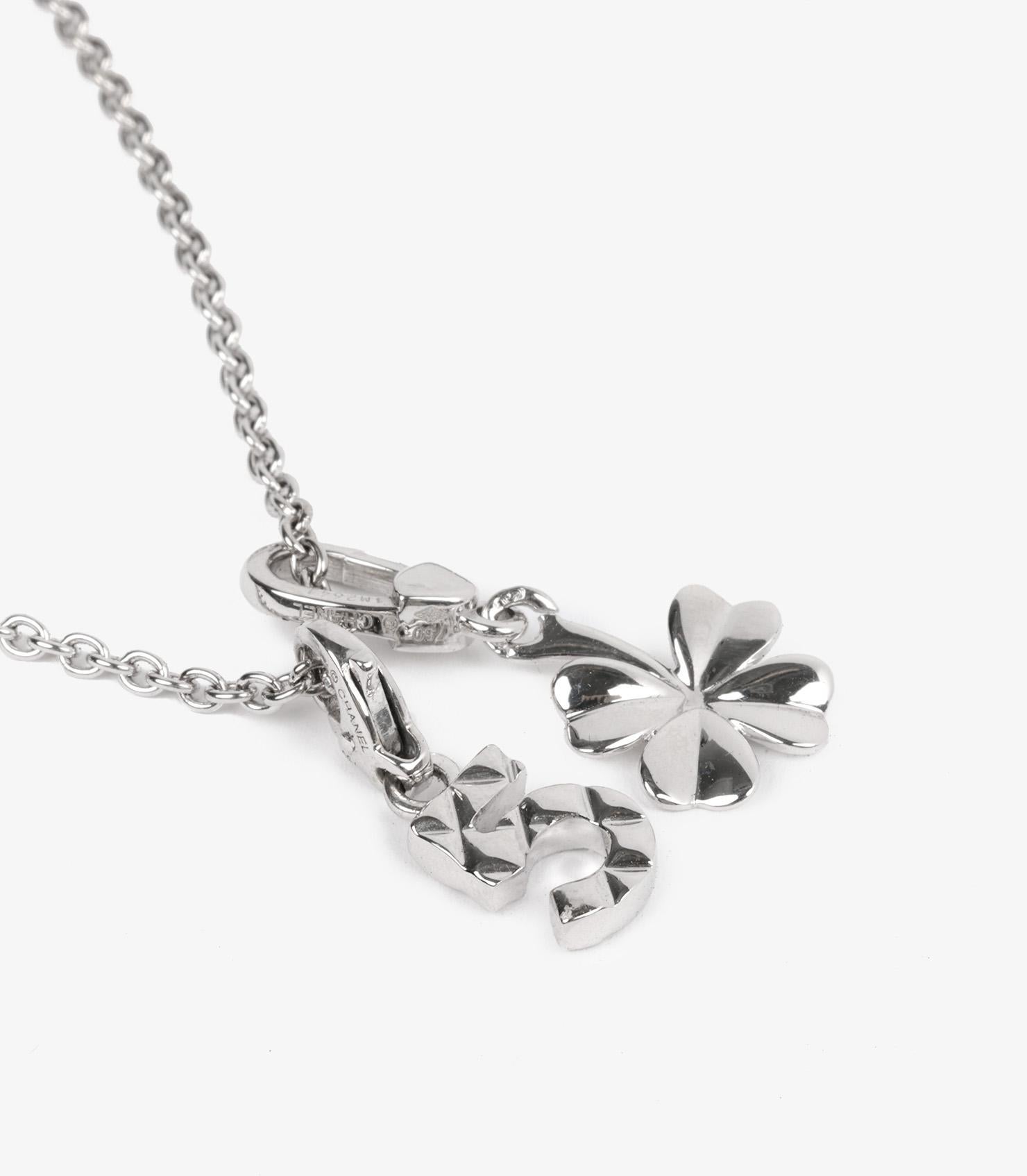 Chanel  18ct White Gold Lucky Charms Motif Necklace 

Product Details
Xupes Ref: COMJ841
Brand: Chanel 
Model: Lucky Charms Motif Necklace
Type: Necklace
Serial Number: 1*****
Accompanied By: Chanel Box, Outer Box
Material(s): 18ct White