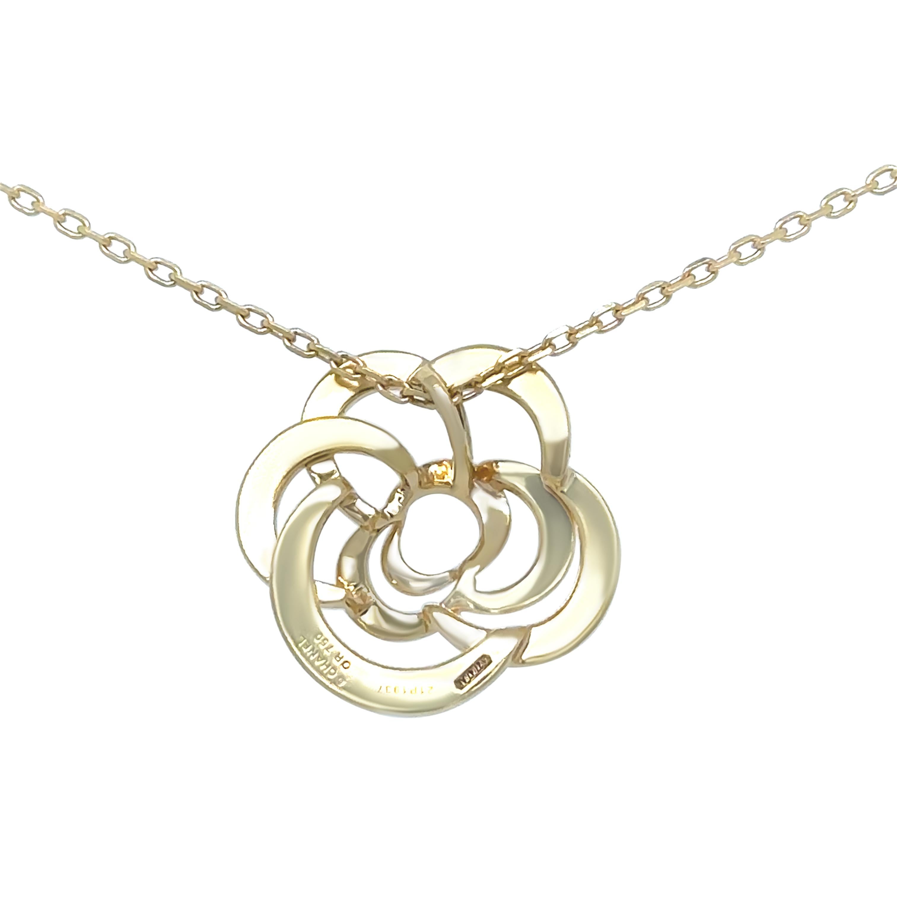 Chanel 18ct Yellow Gold Fil De Camélia Necklace - 6.06g For Sale 2