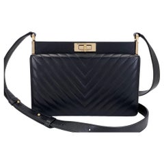 Chanel 18K Black Lambskin Chevron Crossbody Hard Clutch Bag GHW 68621