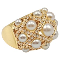Chanel 18k Gold Diamond Pearl Matelassé Ring